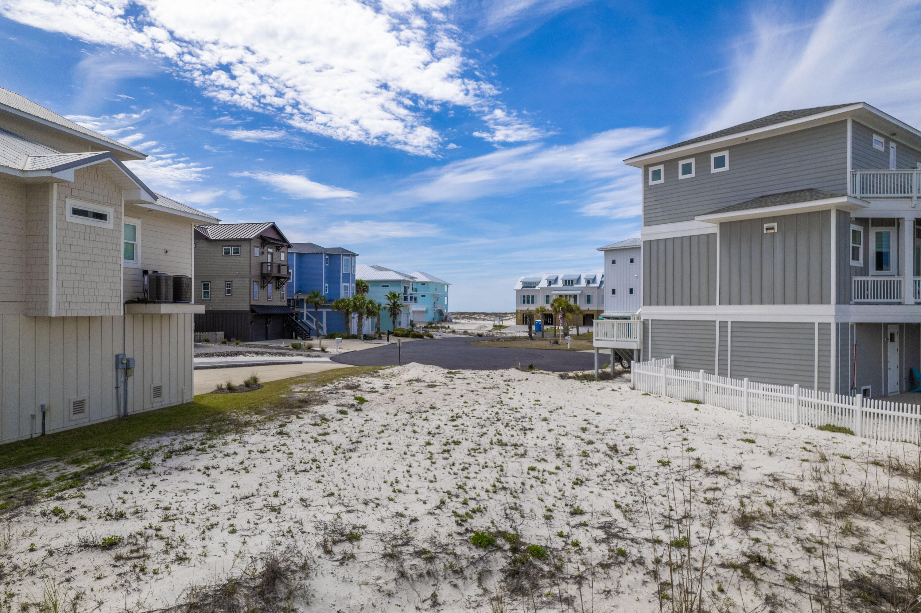 SAILMAKER COVE - Land