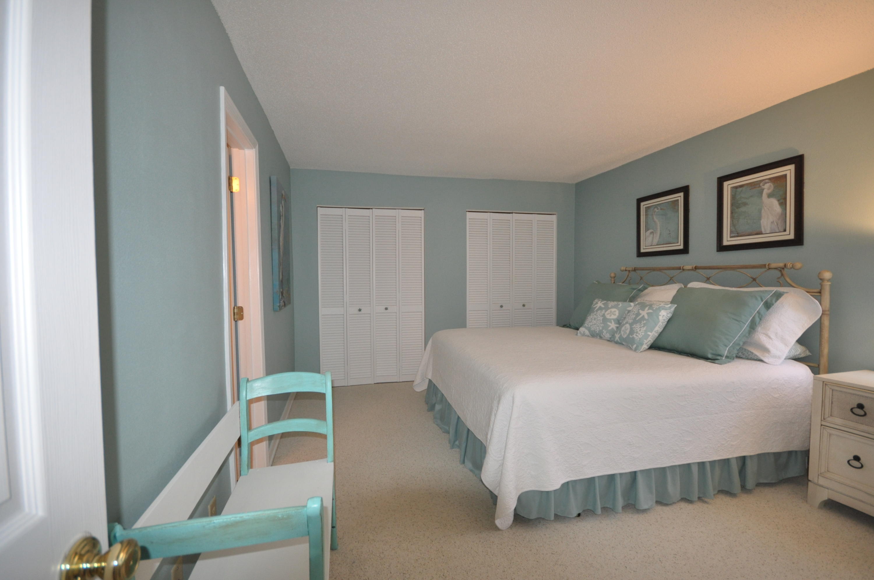 FINISTERRA CONDO - Residential