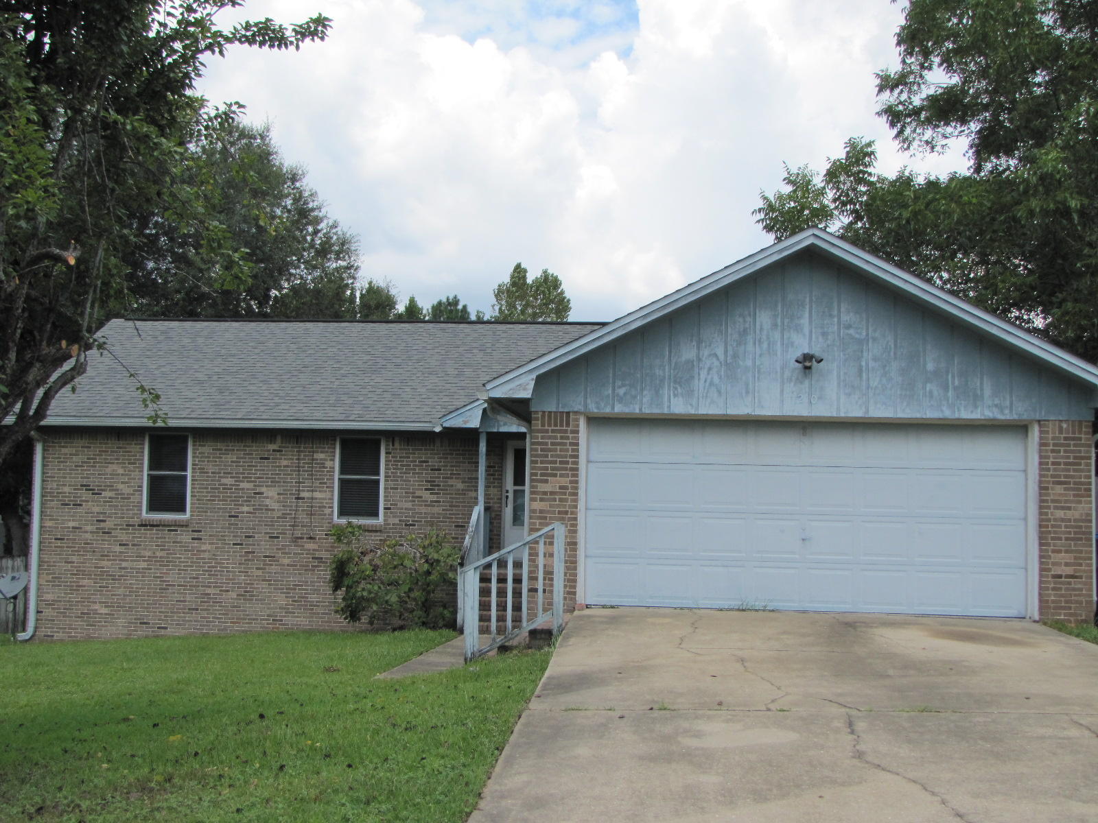 SOUTHVIEW ESTATES - Residential Lease