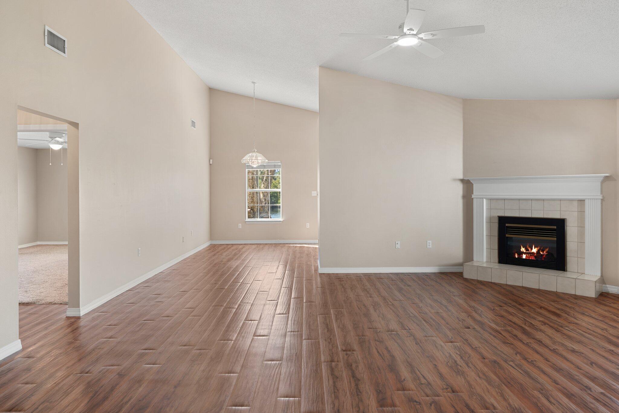 EMERALD LAKES PH 2 - Residential