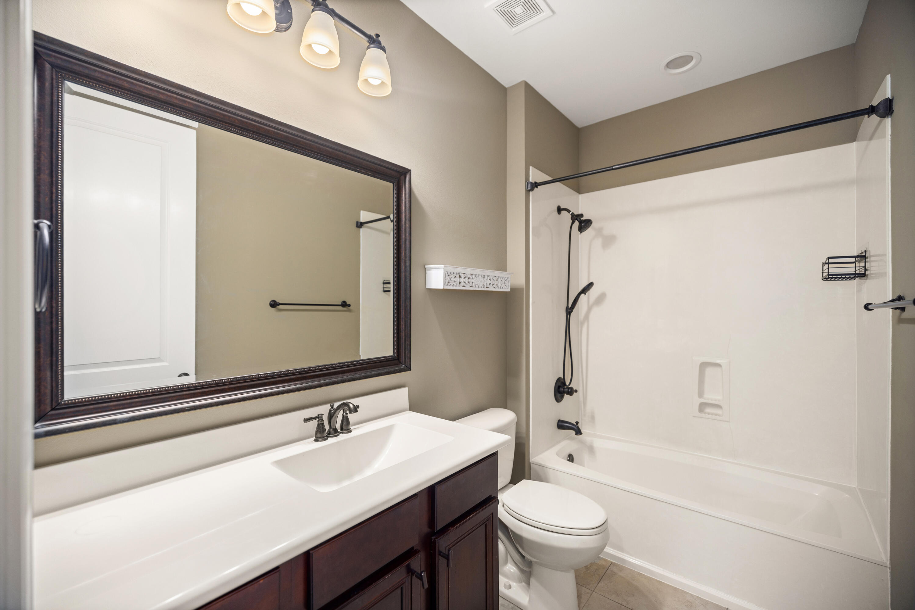 MARINA LANDING - Residential