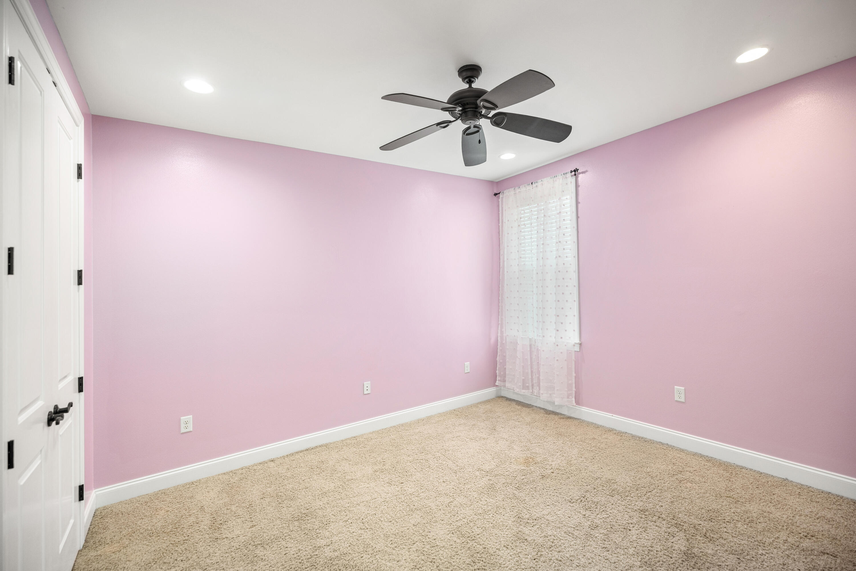 MARINA LANDING - Residential