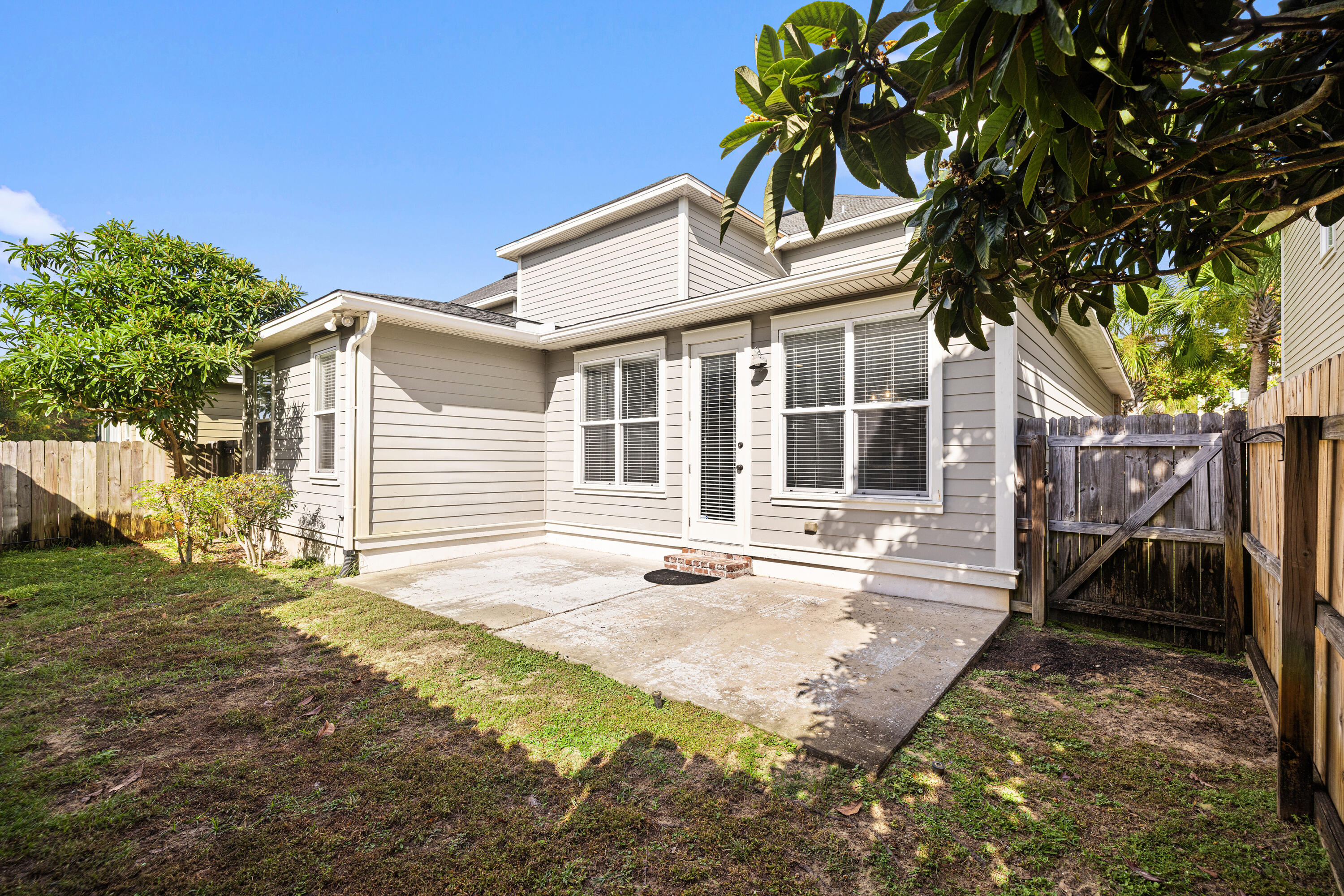 MARINA LANDING - Residential