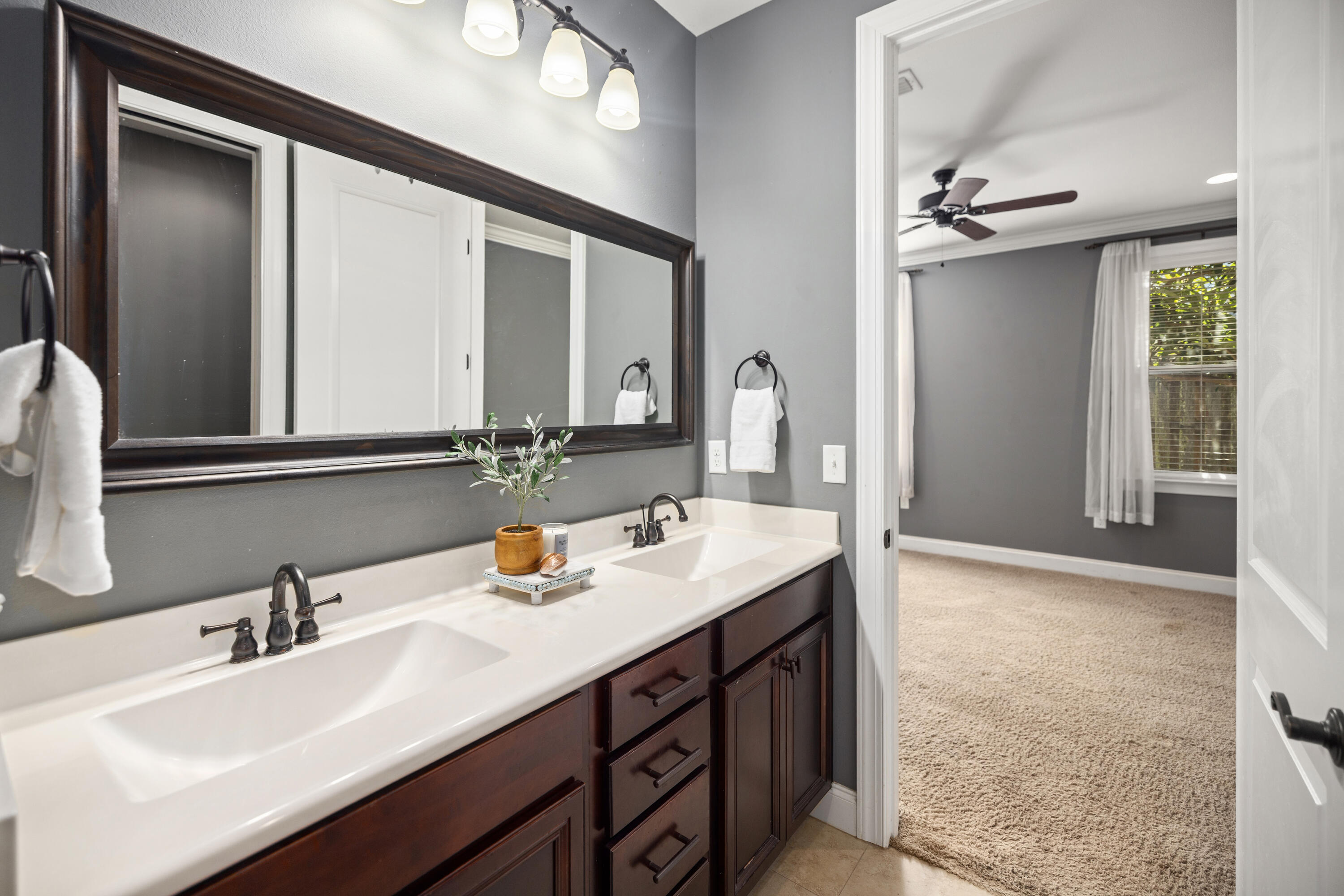 MARINA LANDING - Residential