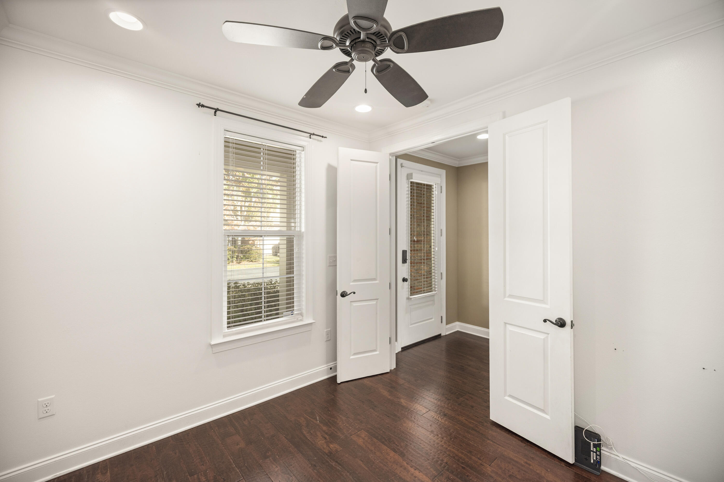 MARINA LANDING - Residential