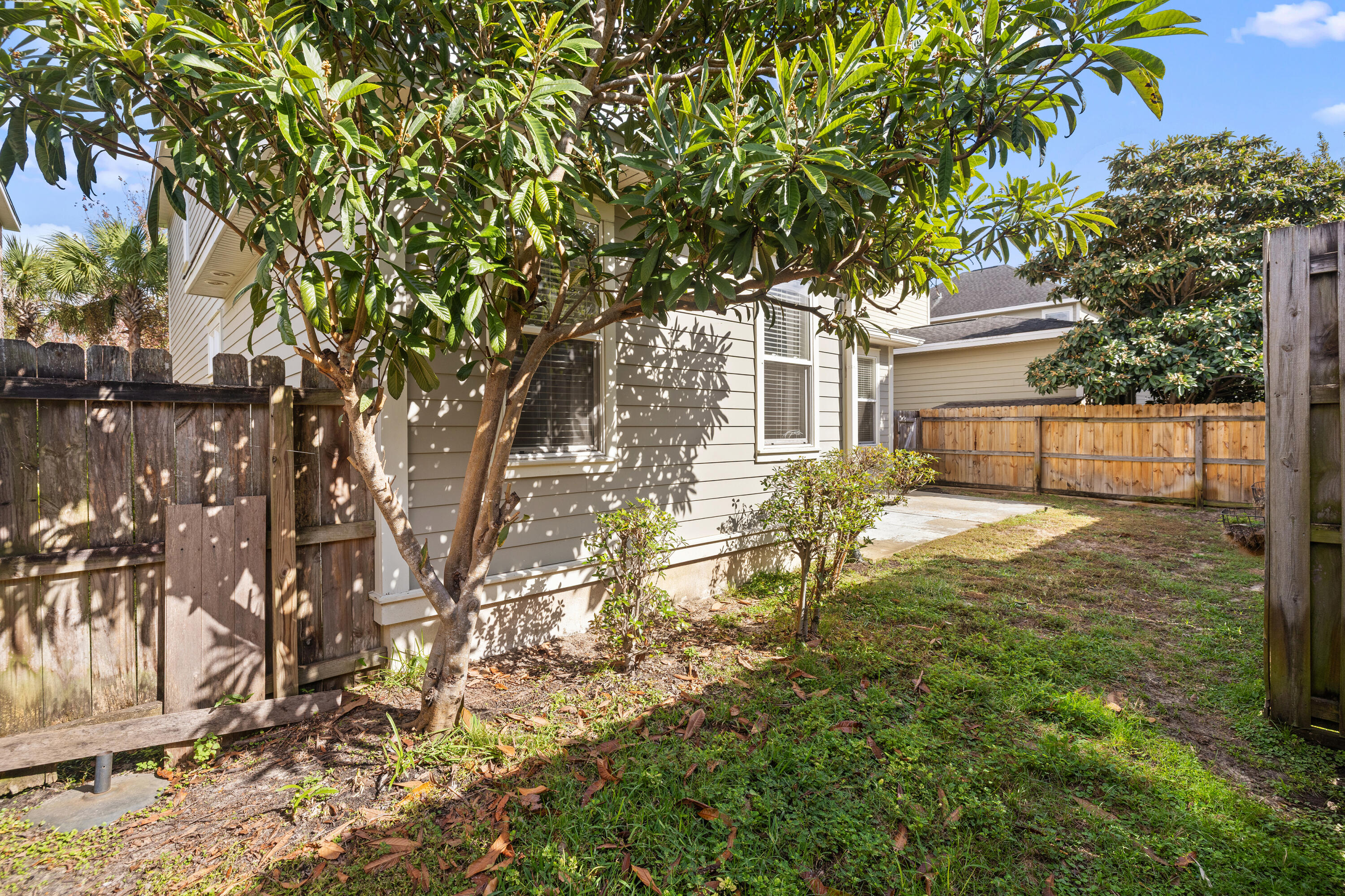 MARINA LANDING - Residential