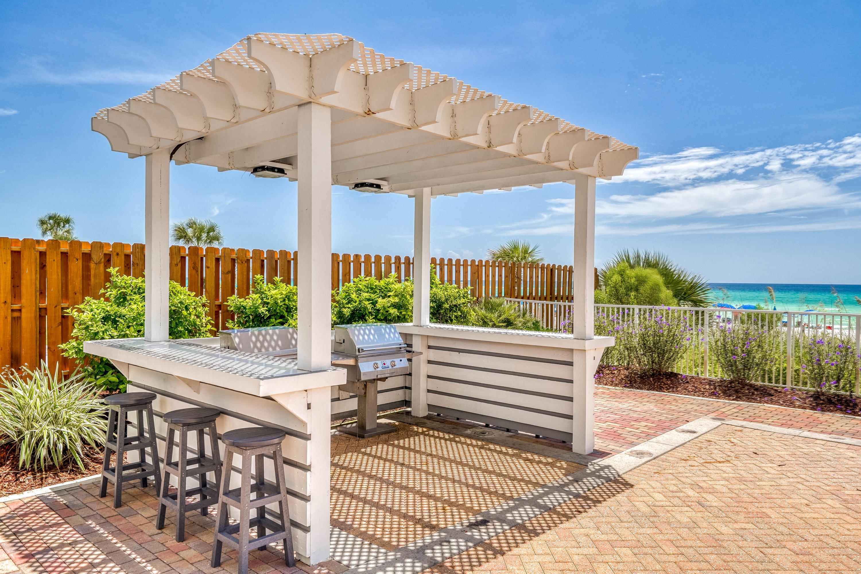 Twin Palms - Residential