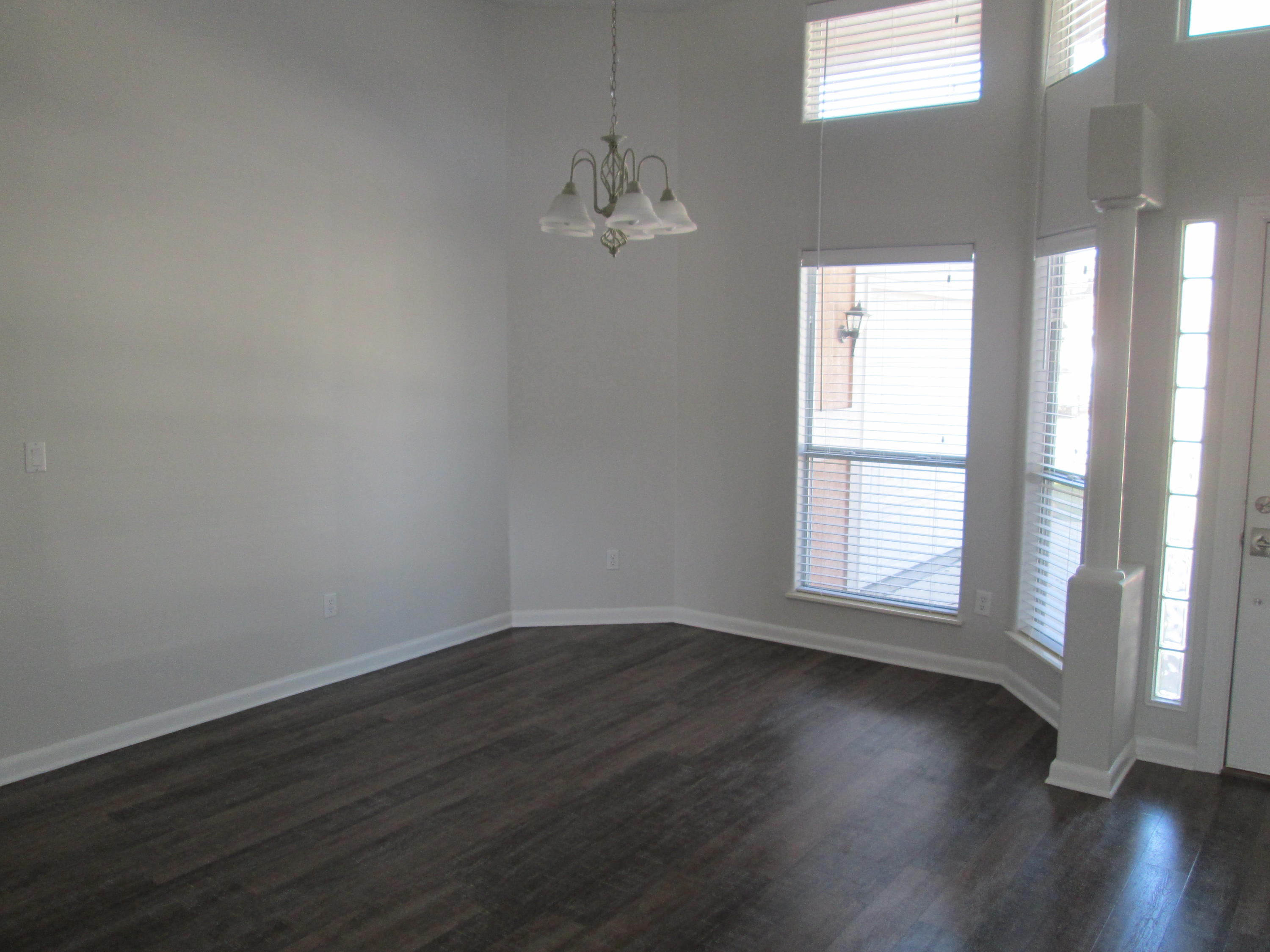 SHALIMAR COMMONS - Residential