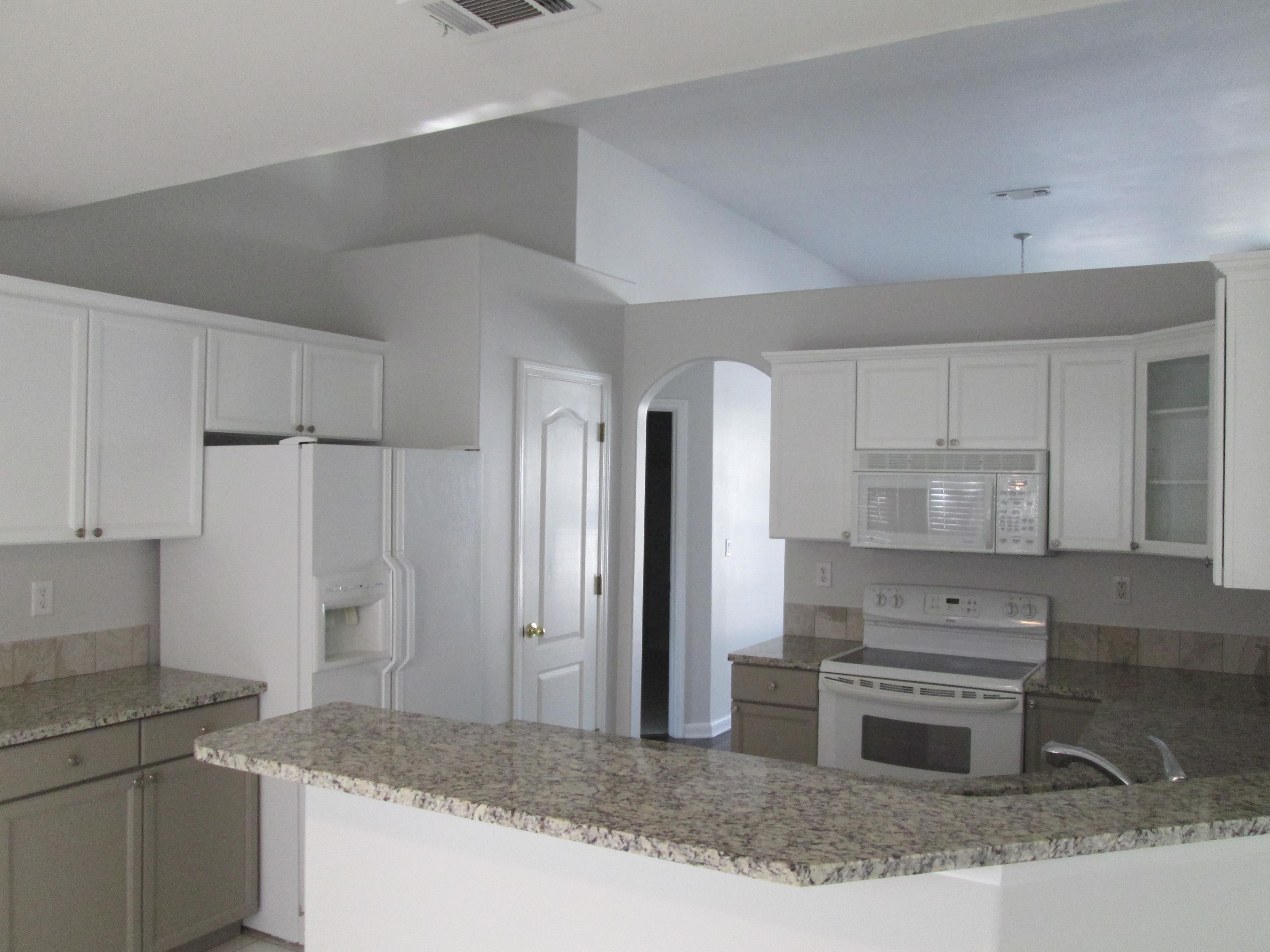 SHALIMAR COMMONS - Residential