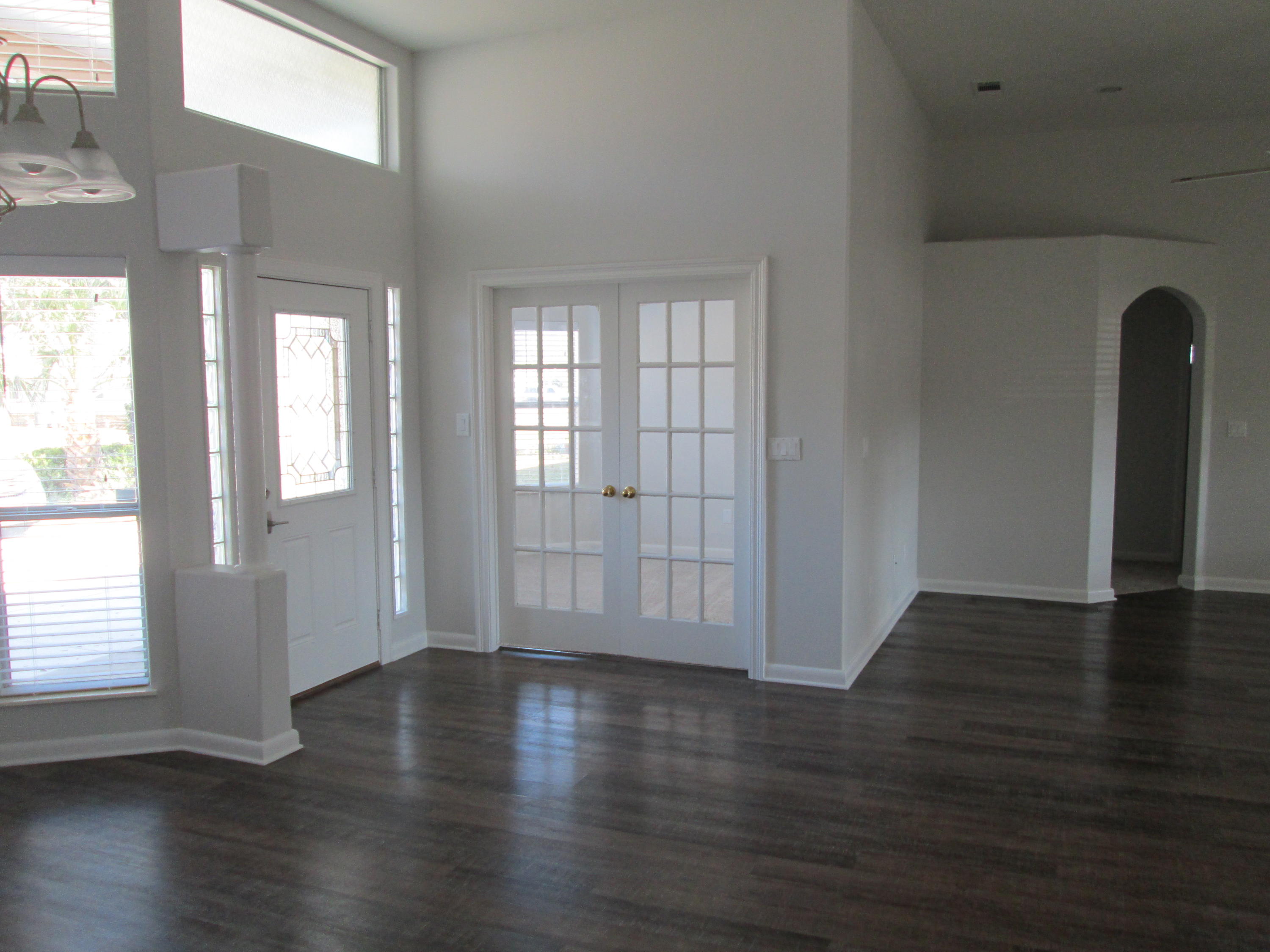 SHALIMAR COMMONS - Residential