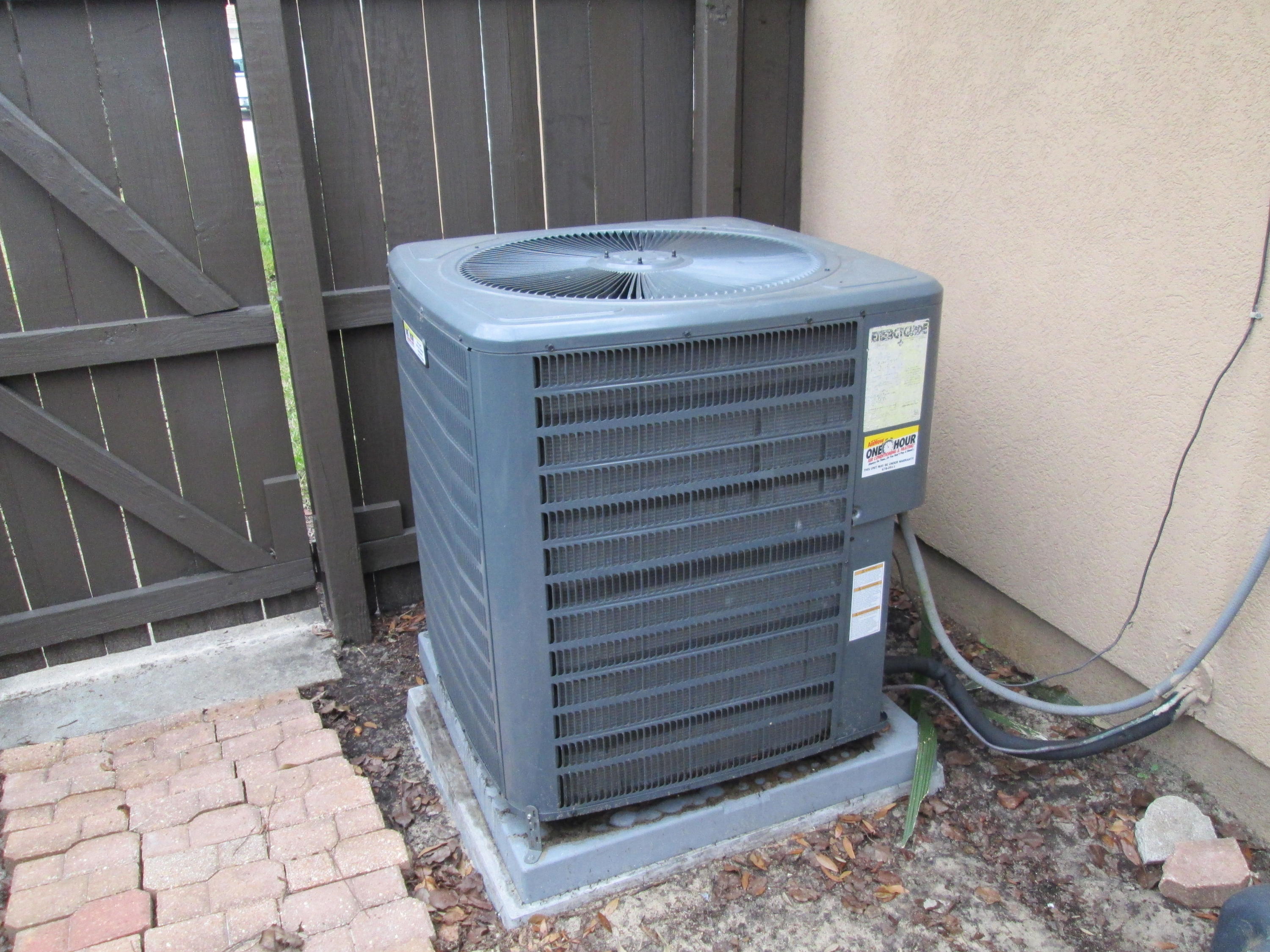 SHALIMAR COMMONS - Residential