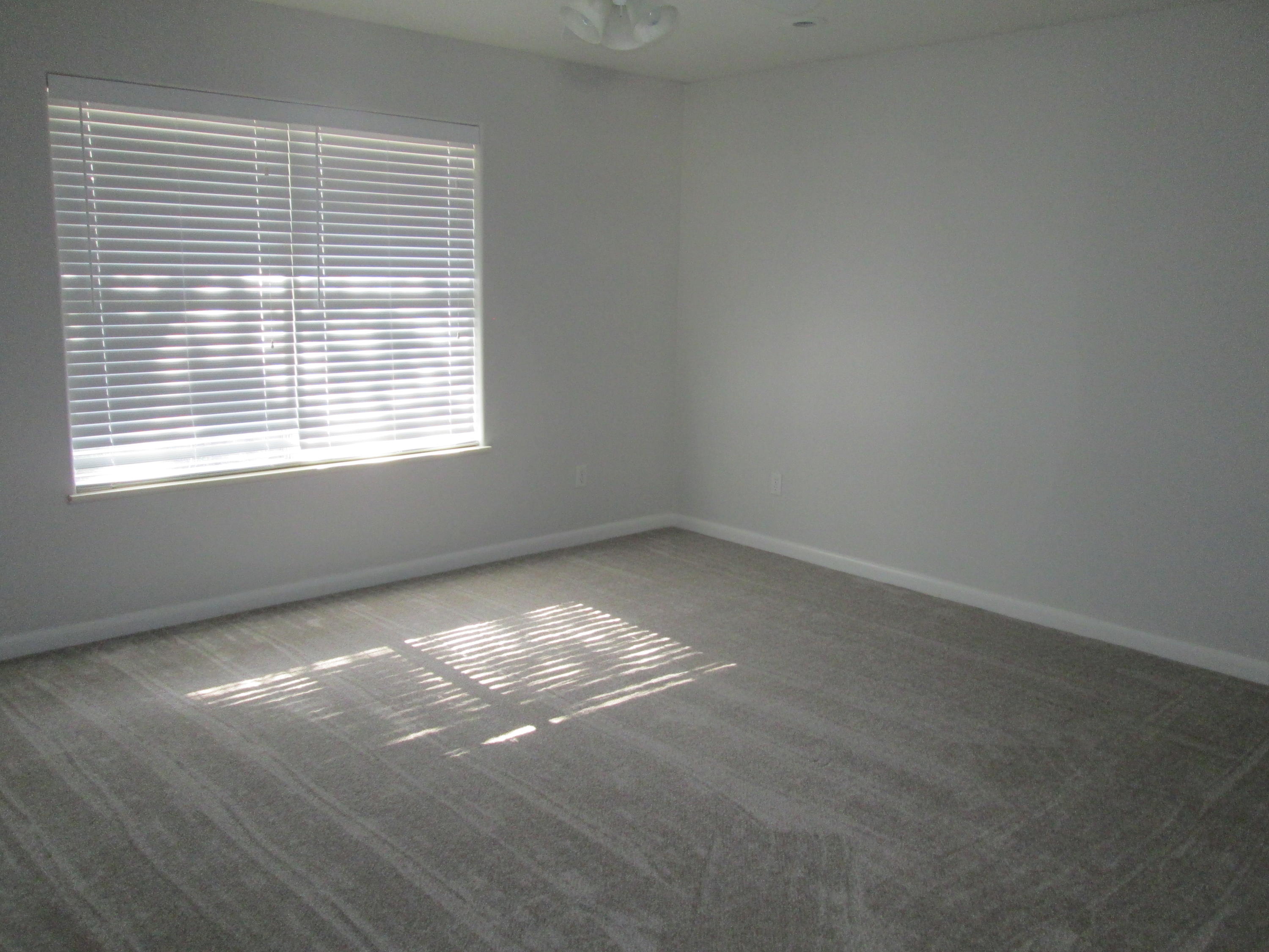 SHALIMAR COMMONS - Residential