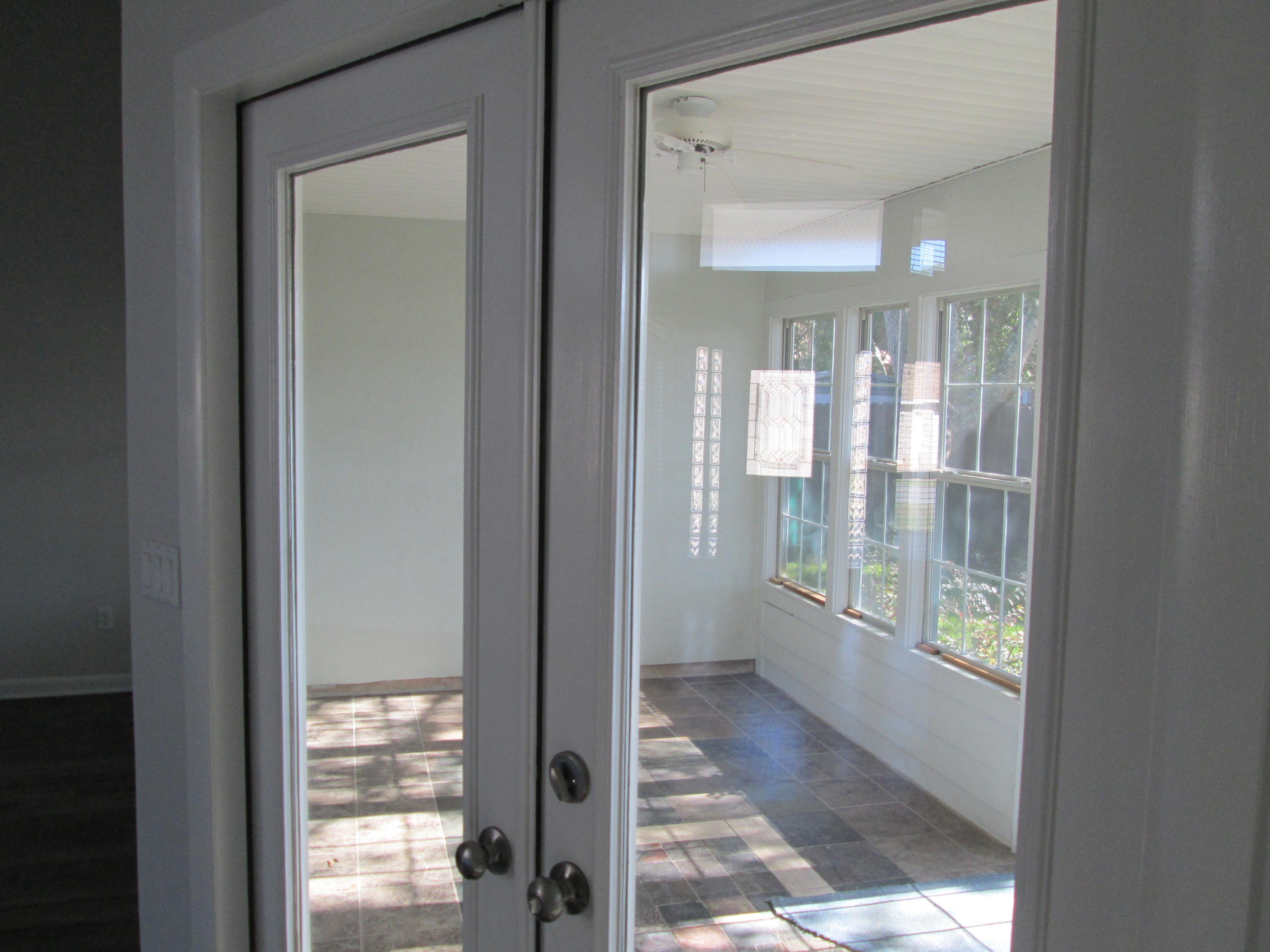 SHALIMAR COMMONS - Residential