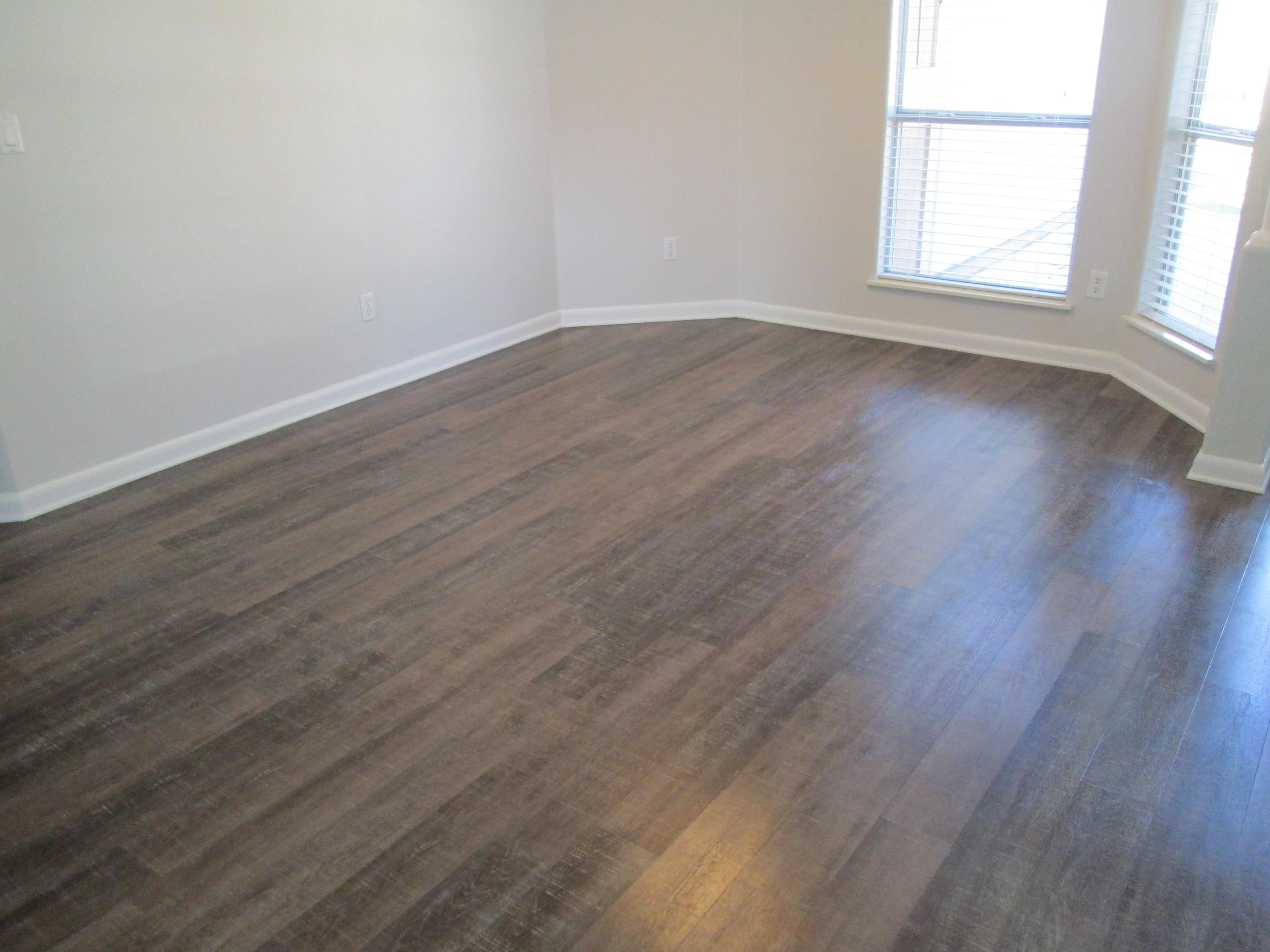 SHALIMAR COMMONS - Residential