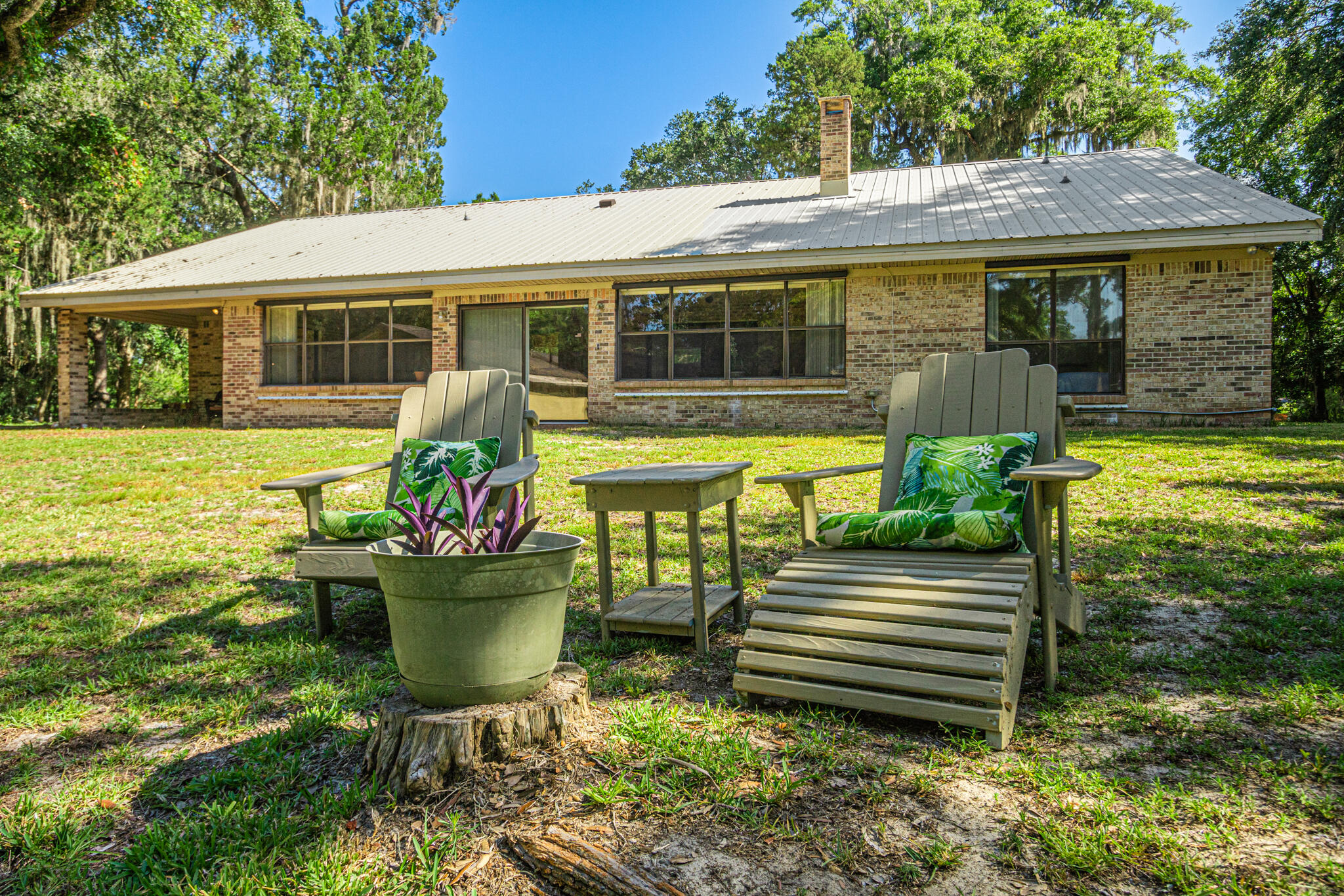 TWIN OAKS FIRST ADDITION S/D - Residential