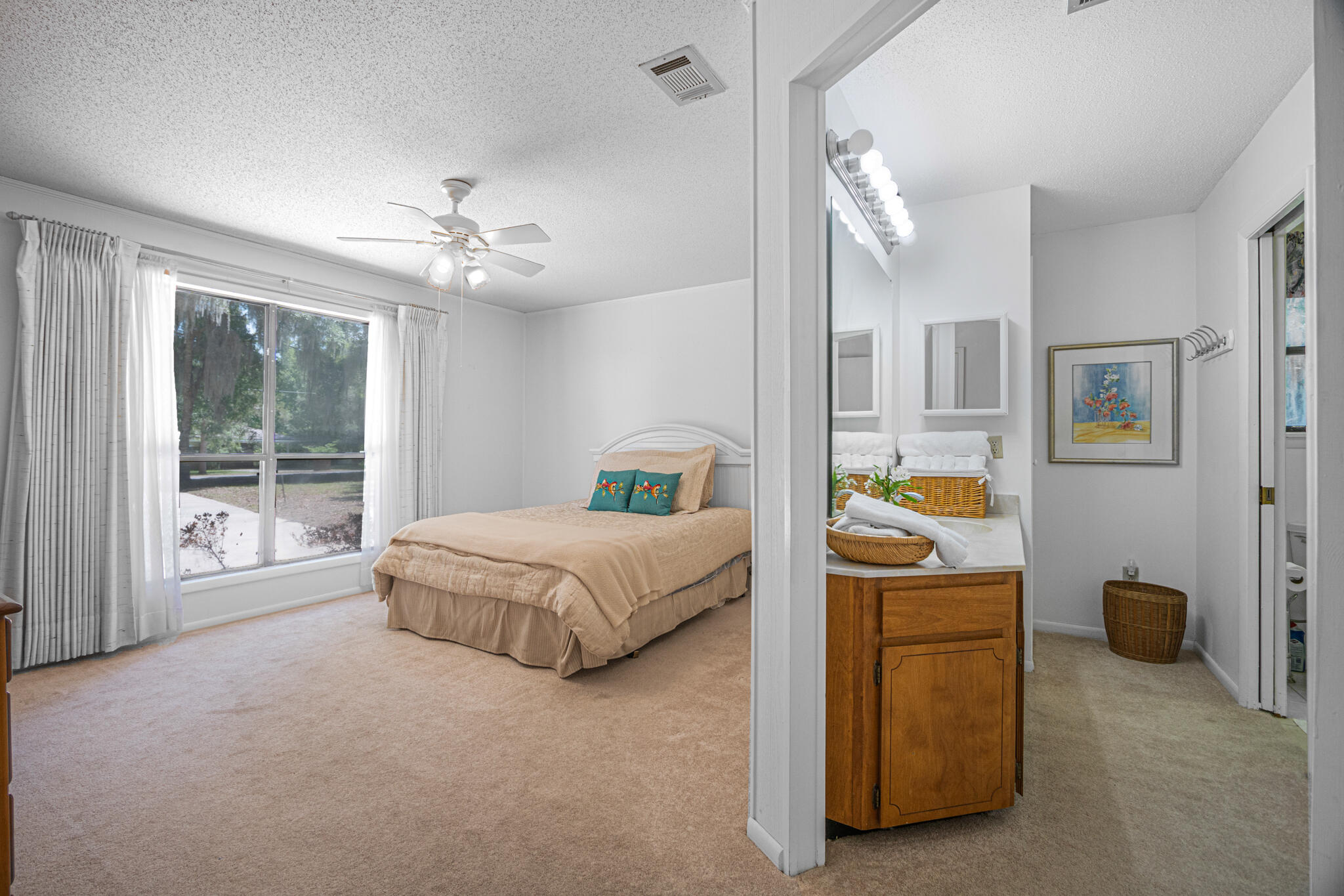 TWIN OAKS FIRST ADDITION S/D - Residential