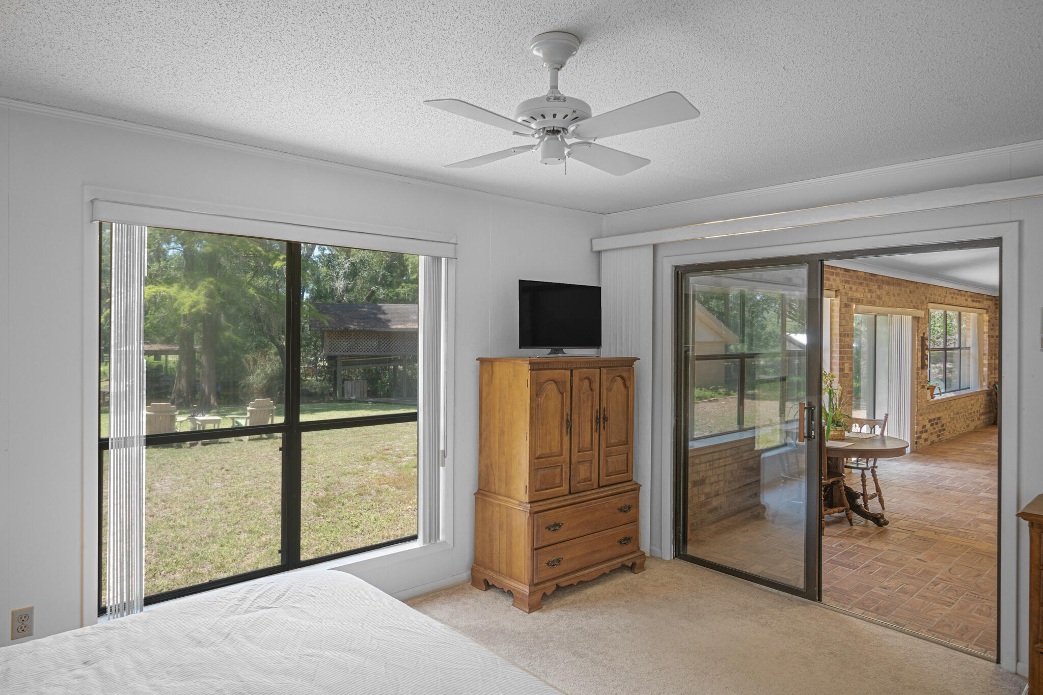 TWIN OAKS FIRST ADDITION S/D - Residential