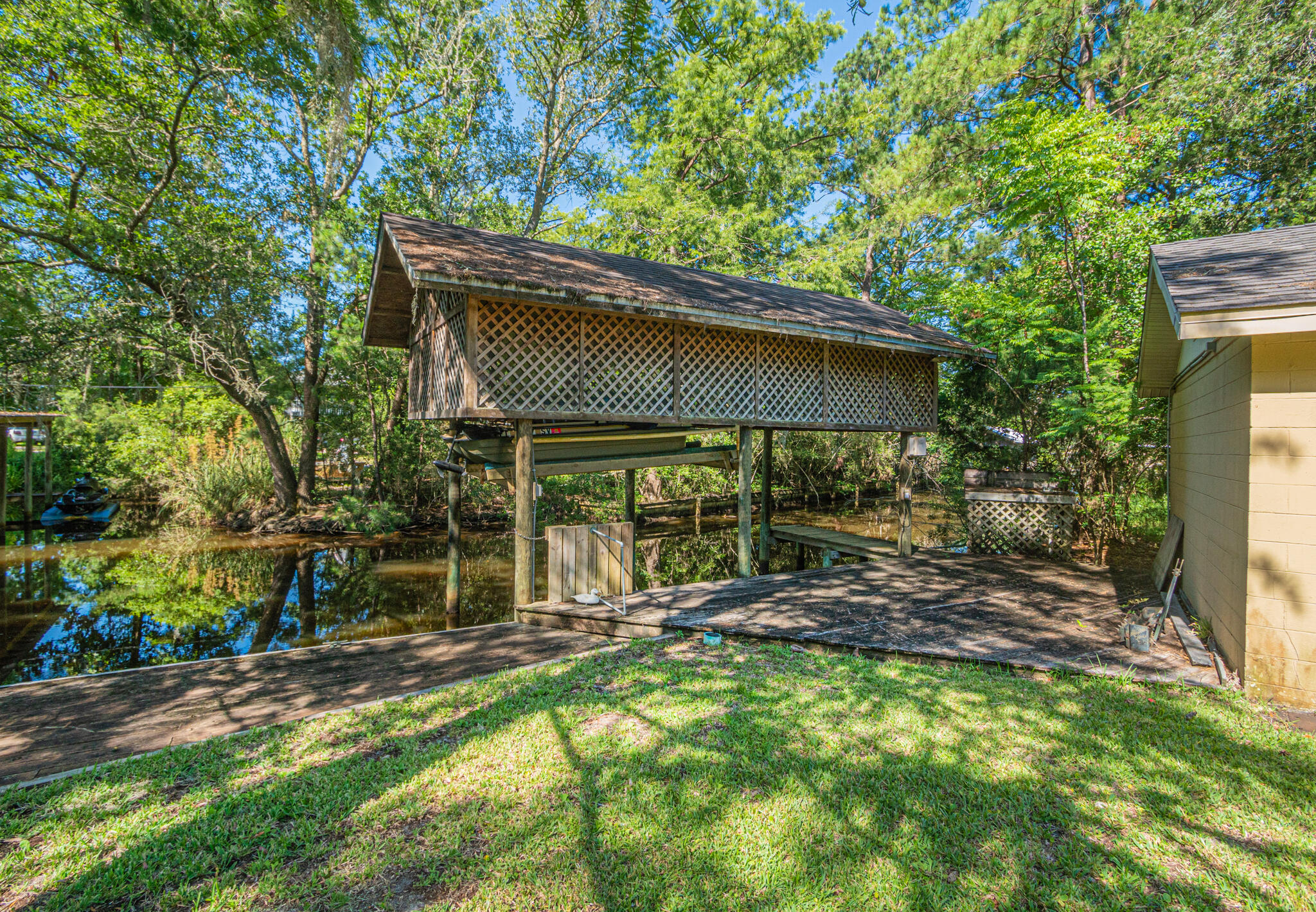 TWIN OAKS FIRST ADDITION S/D - Residential