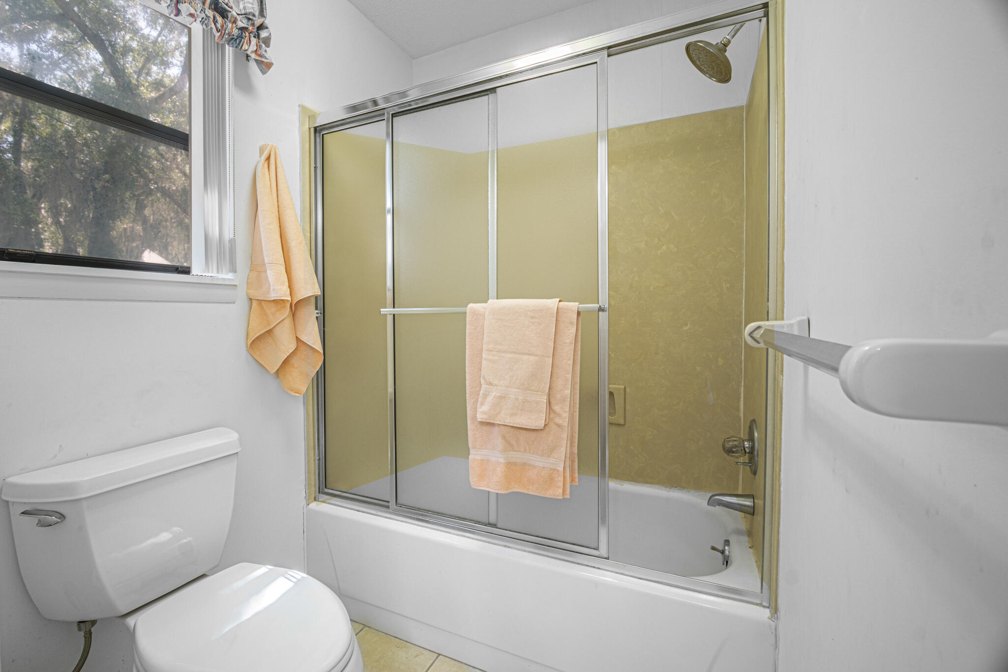 TWIN OAKS FIRST ADDITION S/D - Residential