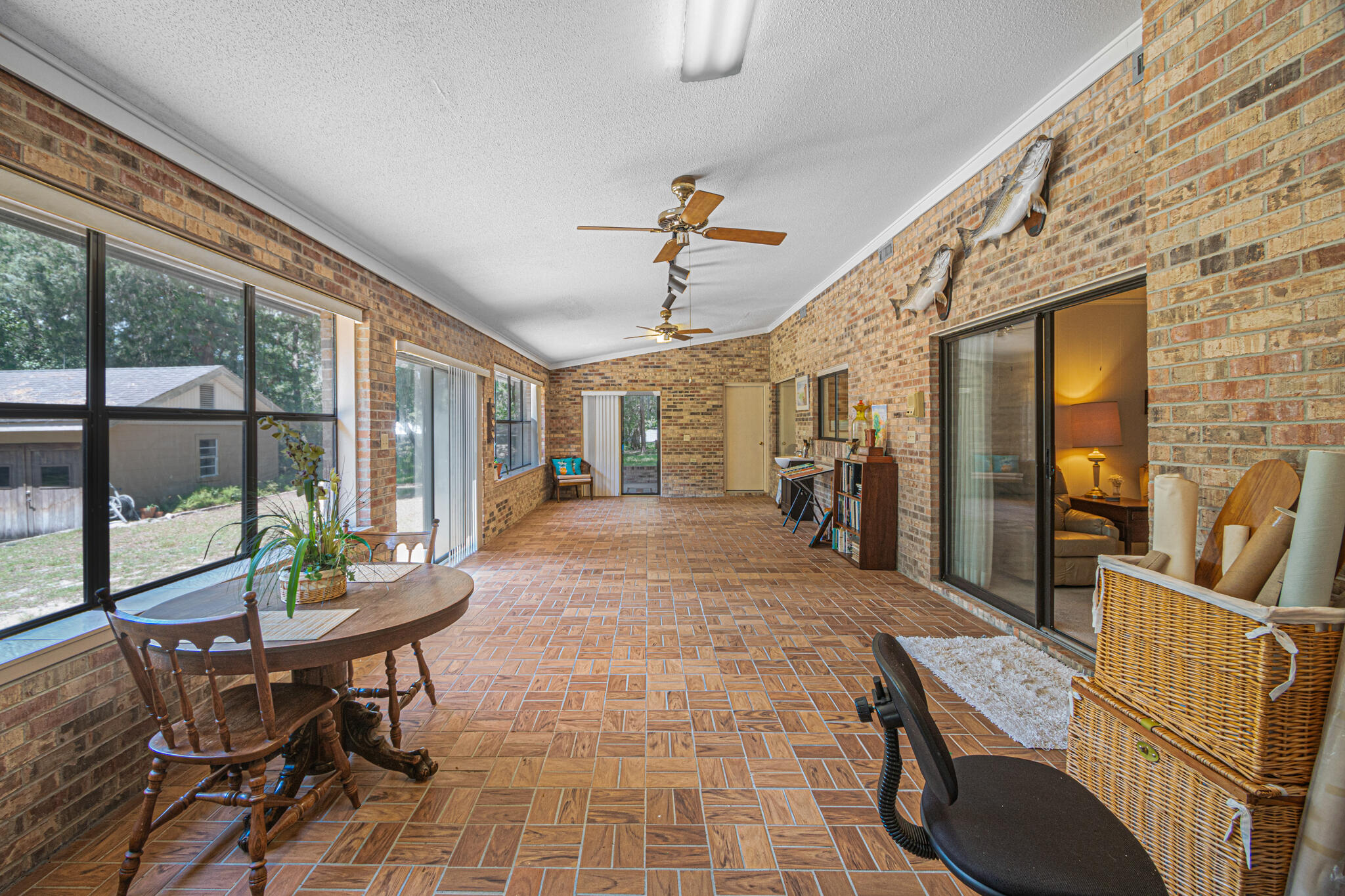 TWIN OAKS FIRST ADDITION S/D - Residential