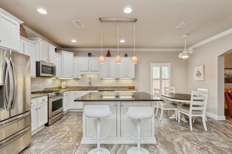 HAMMOCK BAY - Residential