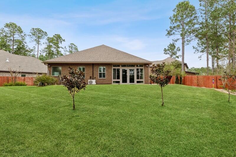 HAMMOCK BAY - Residential