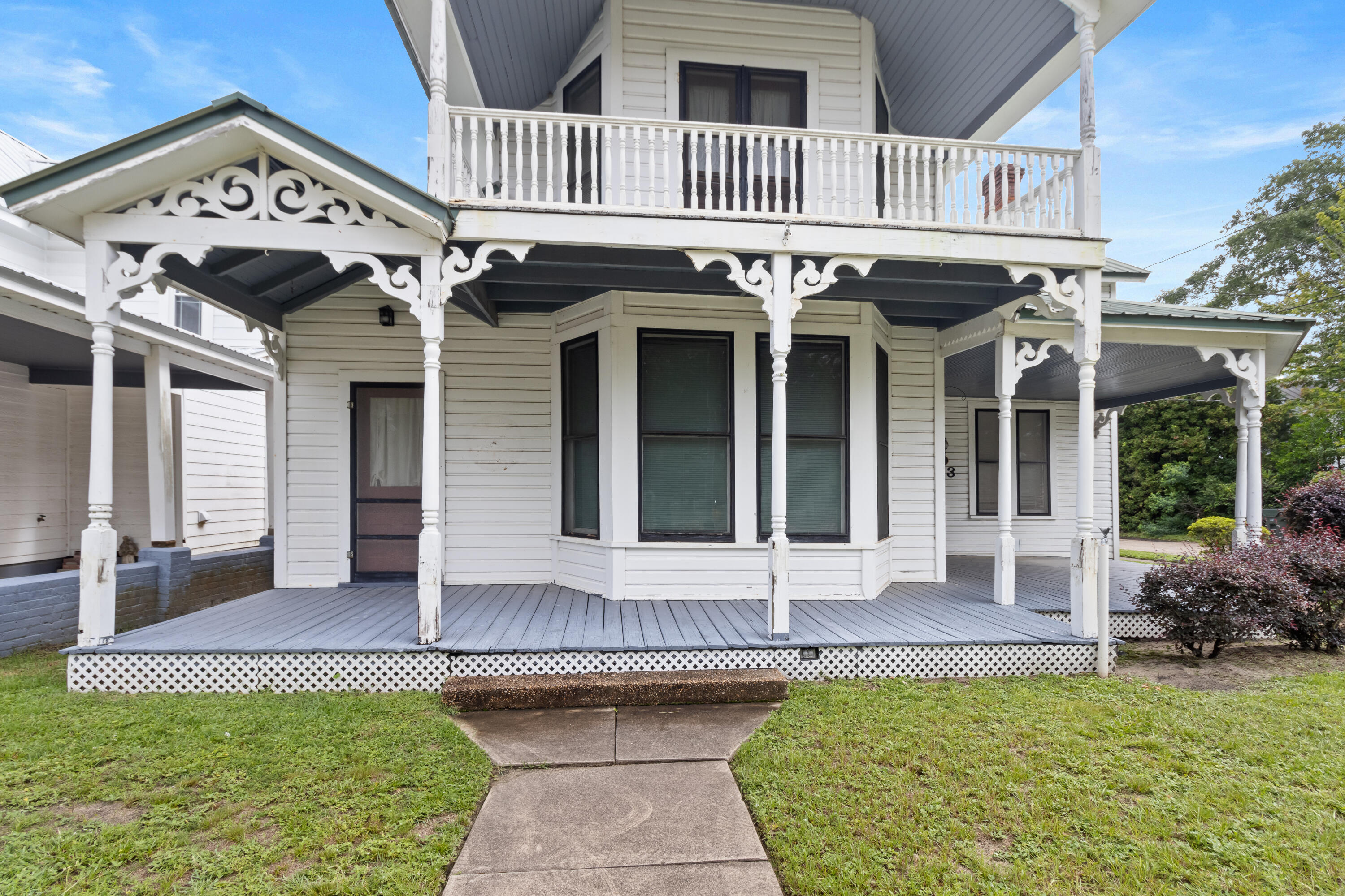 TOWN OF DEFUNIAK SPRINGS - Residential