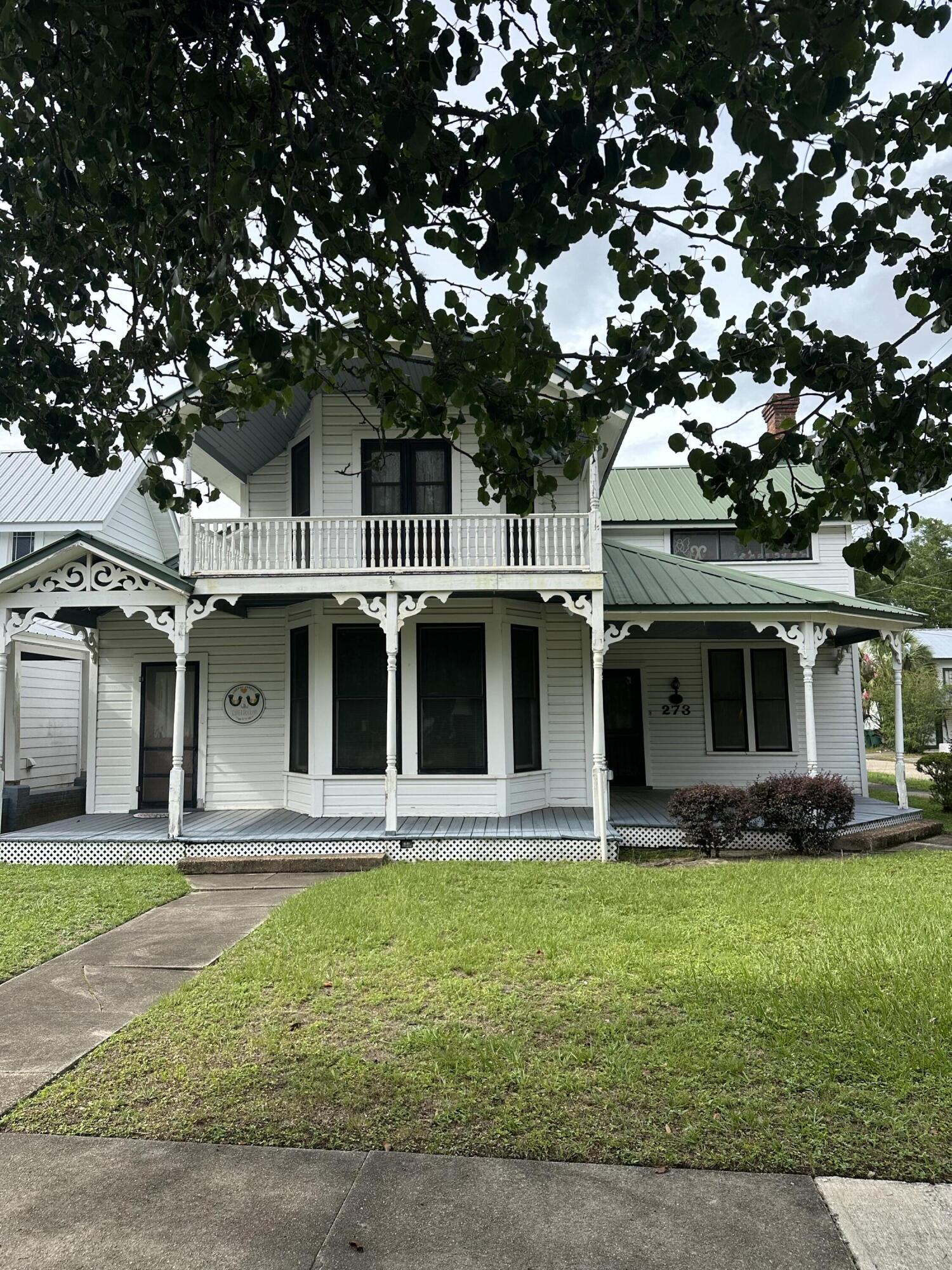 TOWN OF DEFUNIAK SPRINGS - Residential