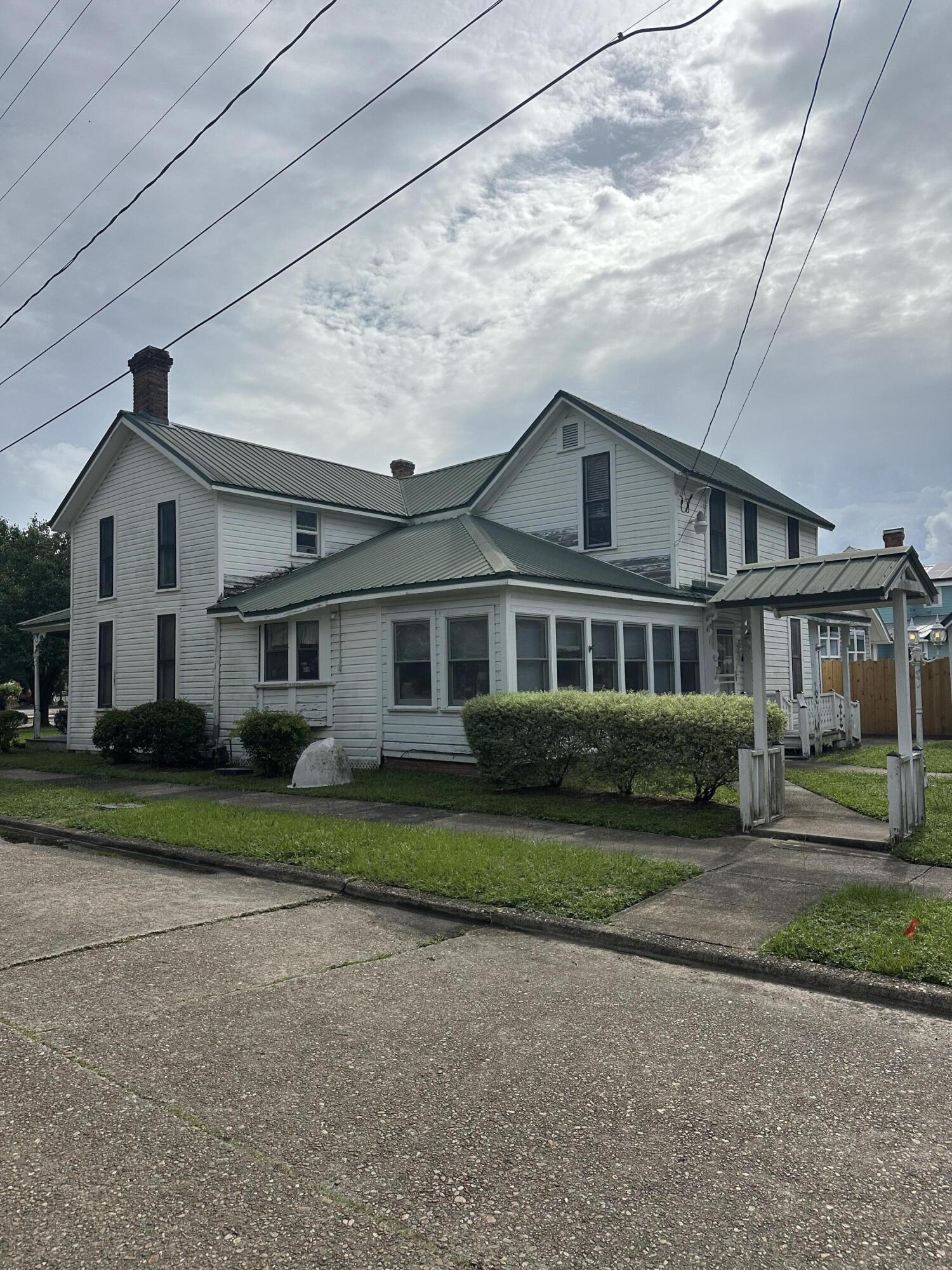 TOWN OF DEFUNIAK SPRINGS - Residential
