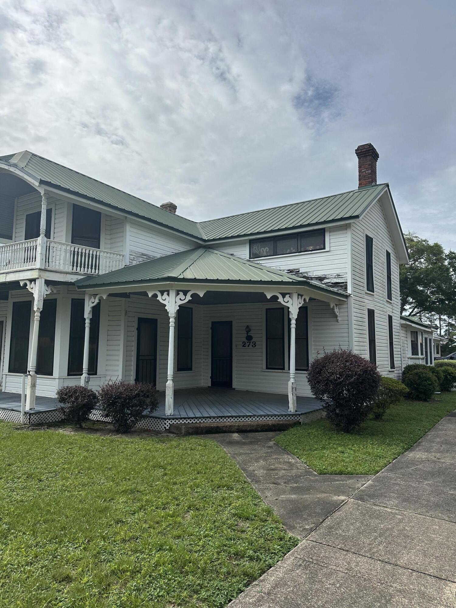 TOWN OF DEFUNIAK SPRINGS - Residential