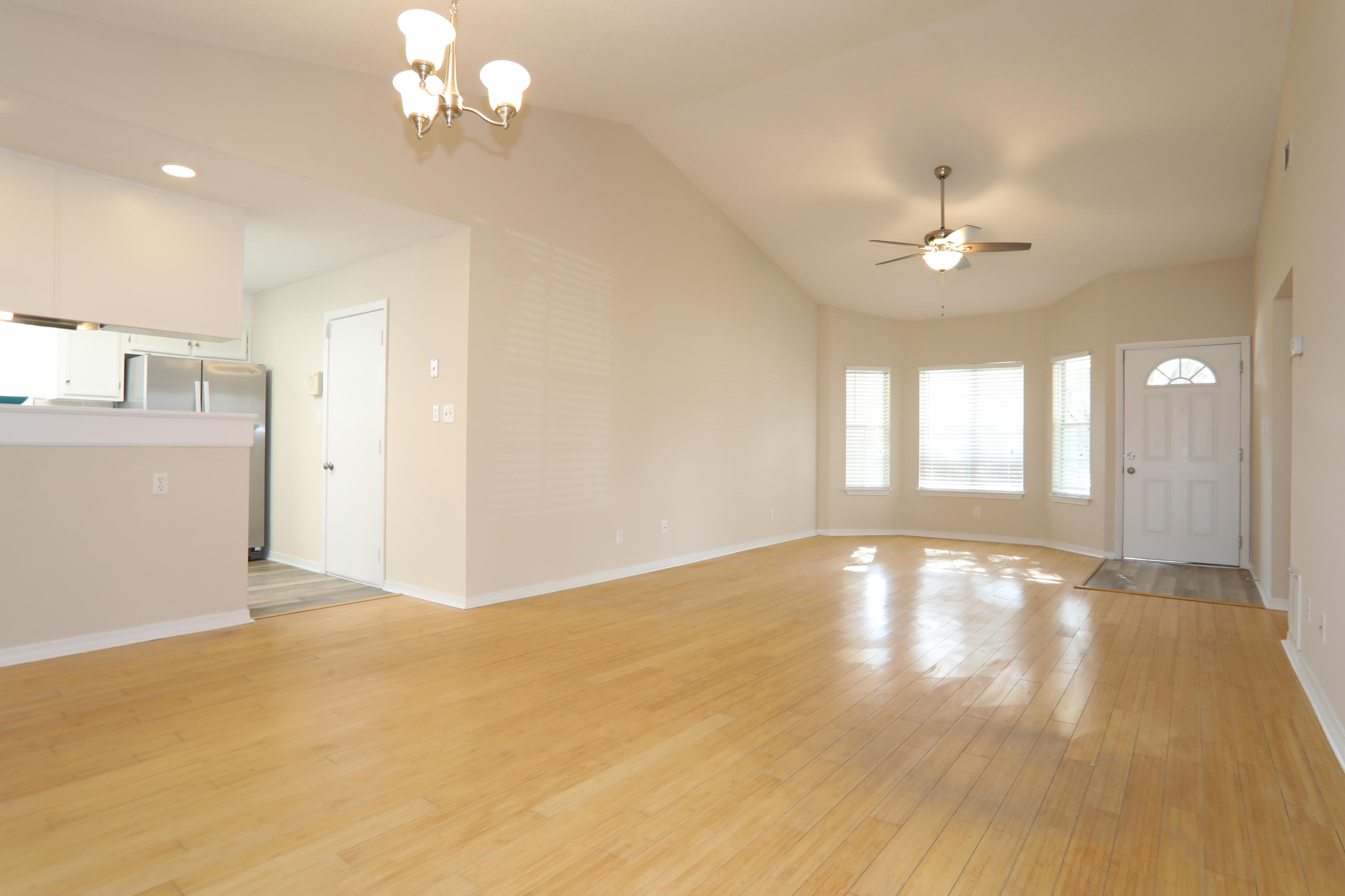 PETITE CHATEAU - Residential