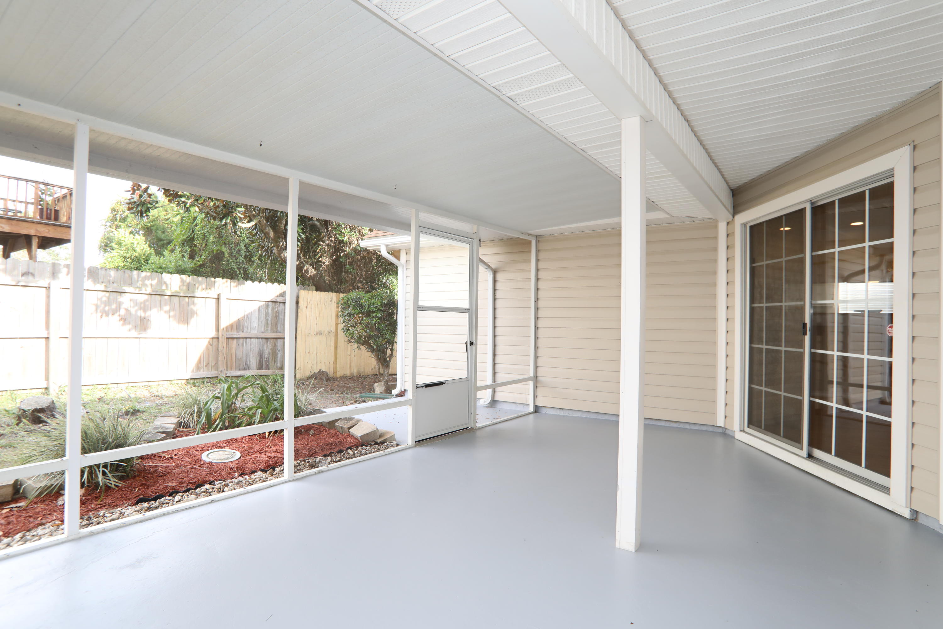 PETITE CHATEAU - Residential