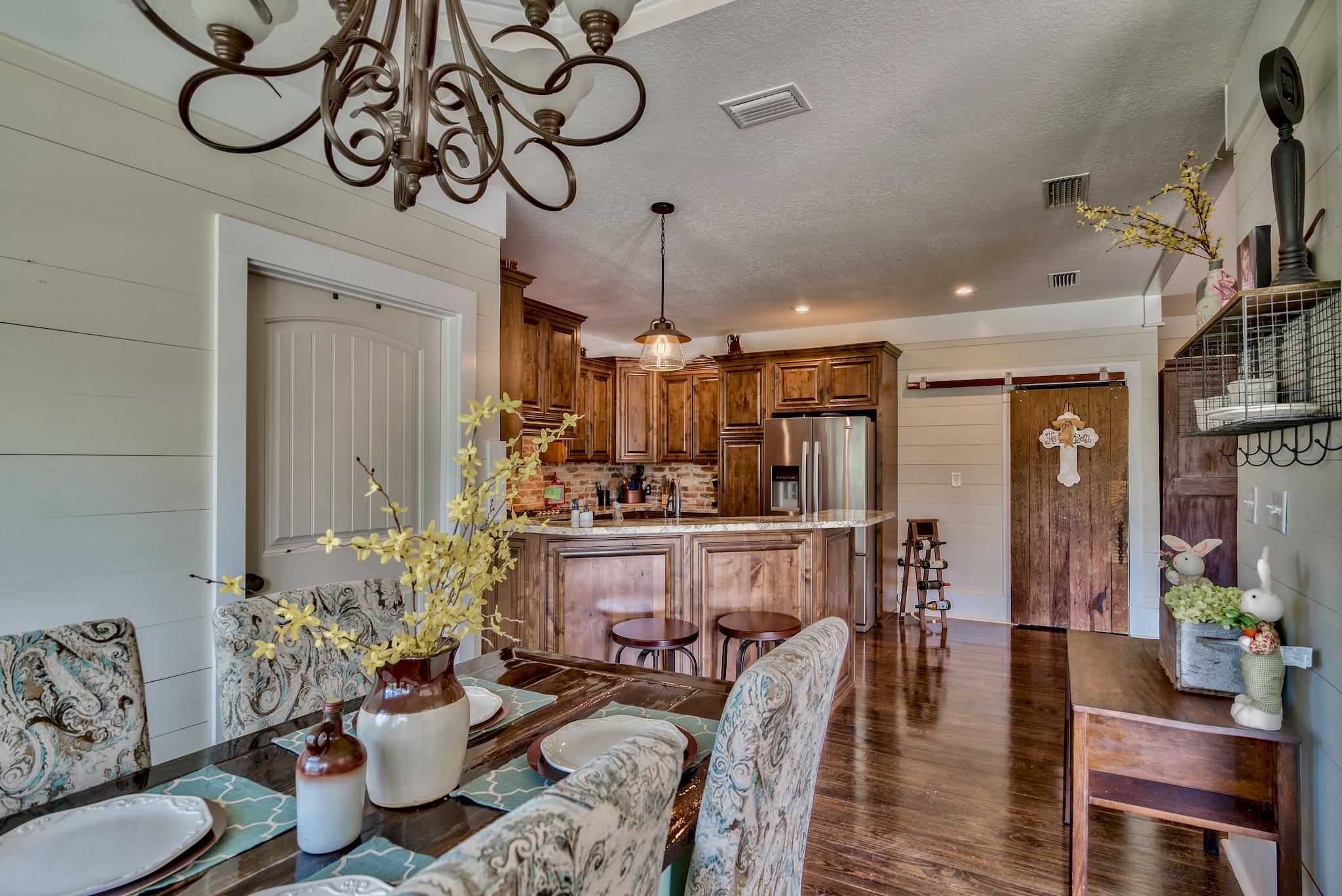 BAY PINE SHORES - Residential