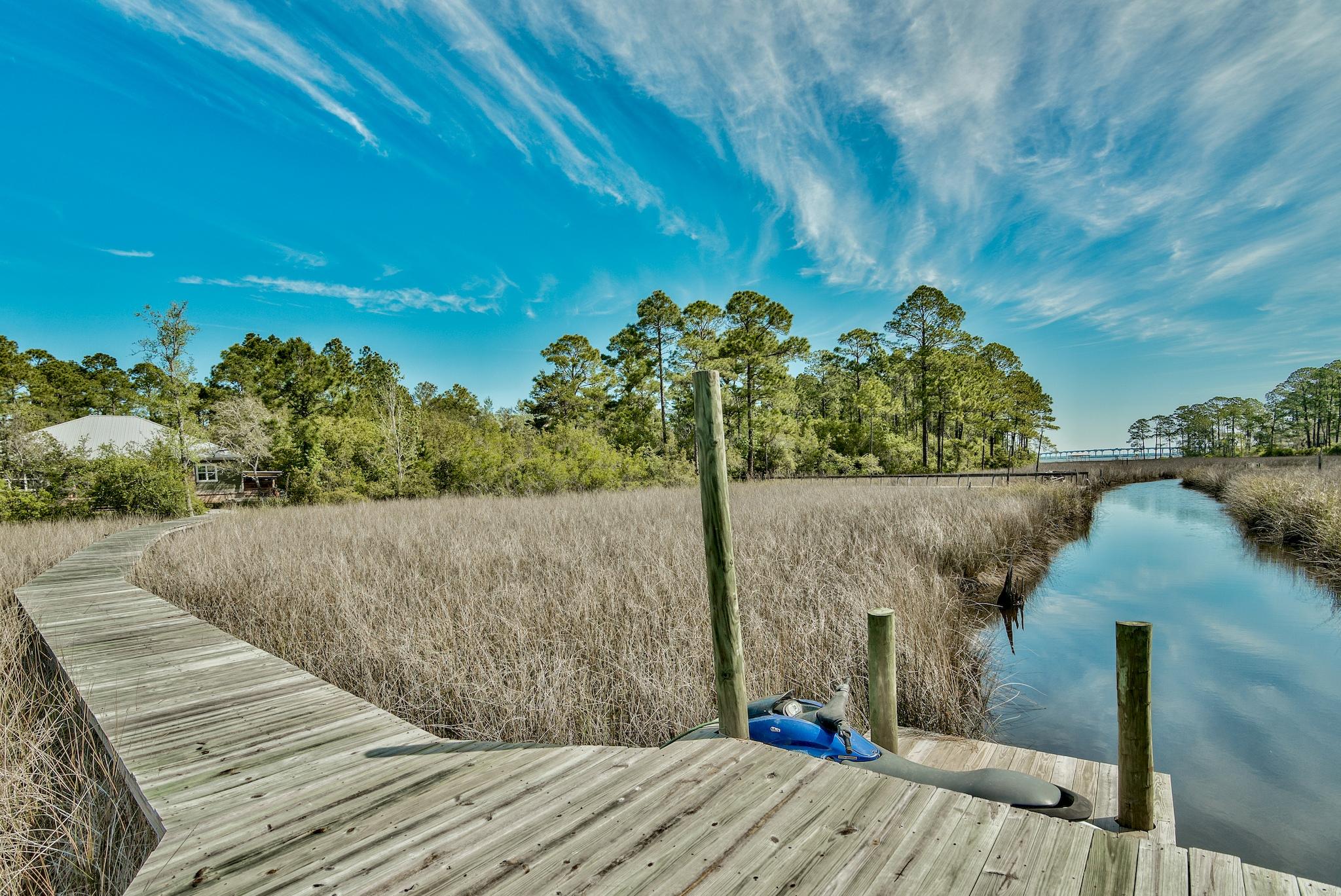 BAY PINE SHORES - Residential