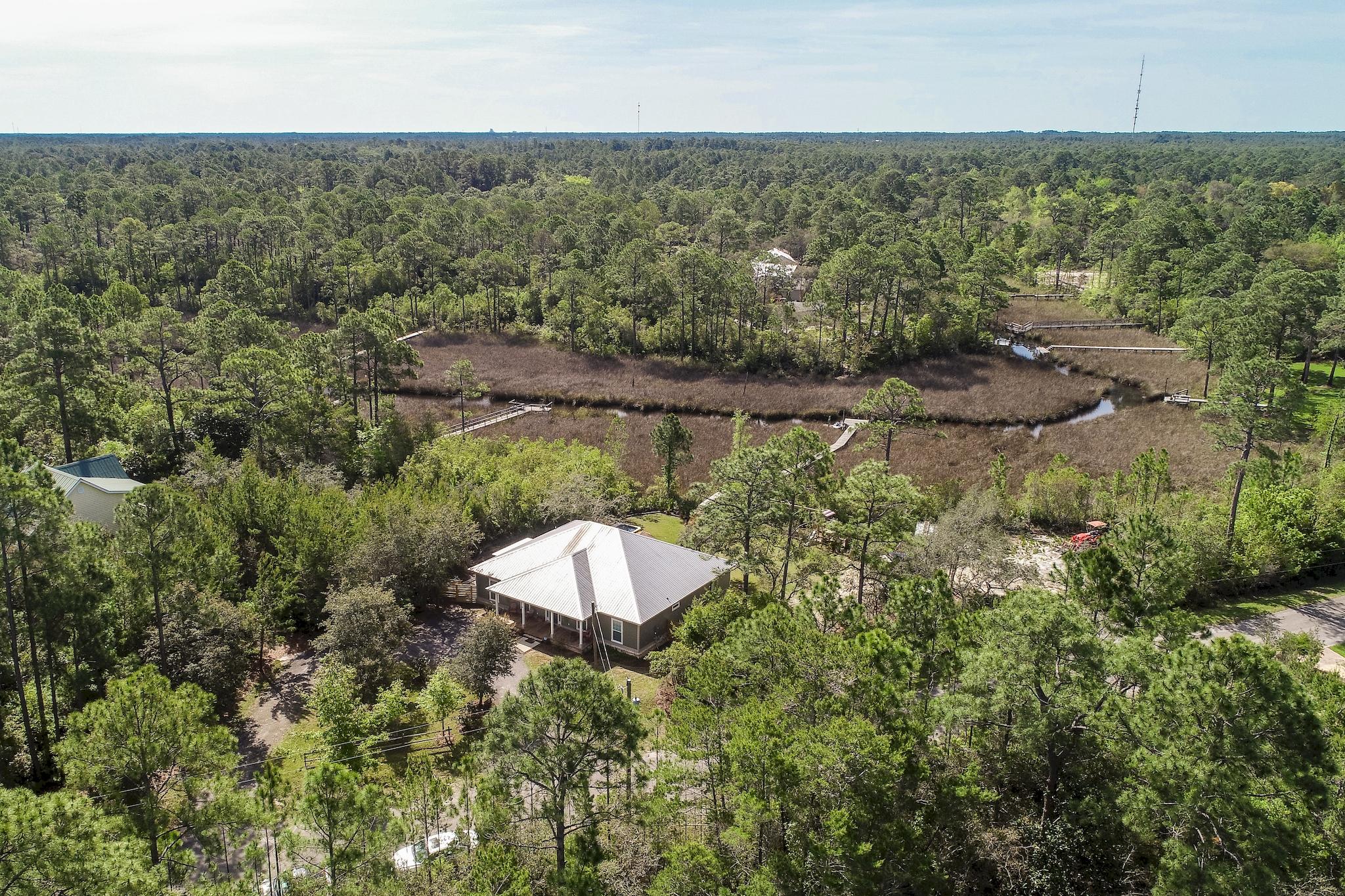 BAY PINE SHORES - Residential