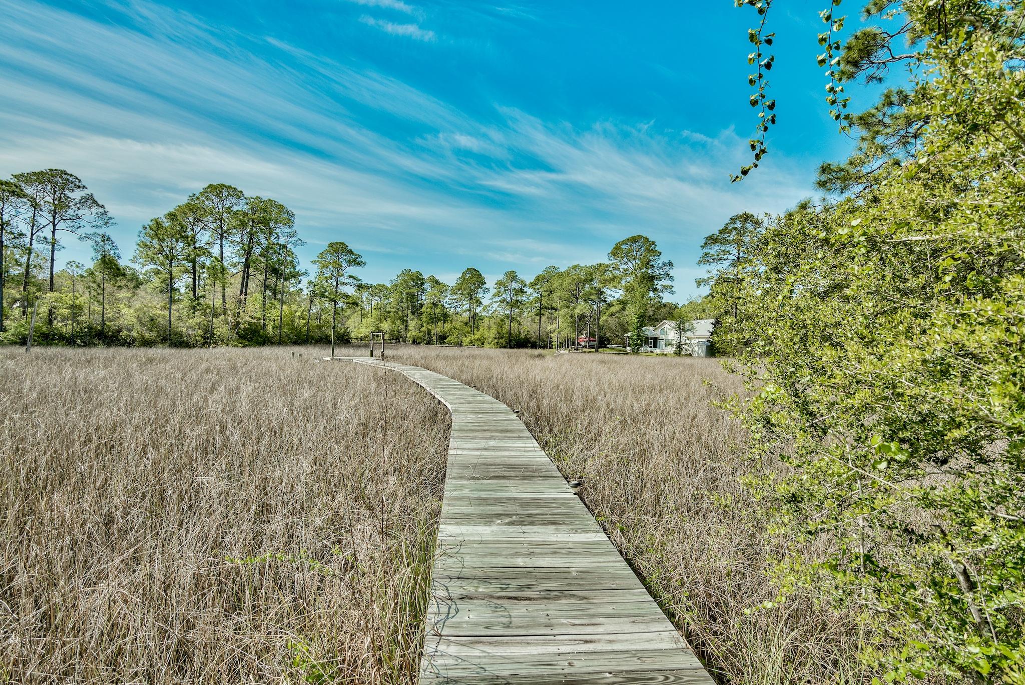 BAY PINE SHORES - Residential