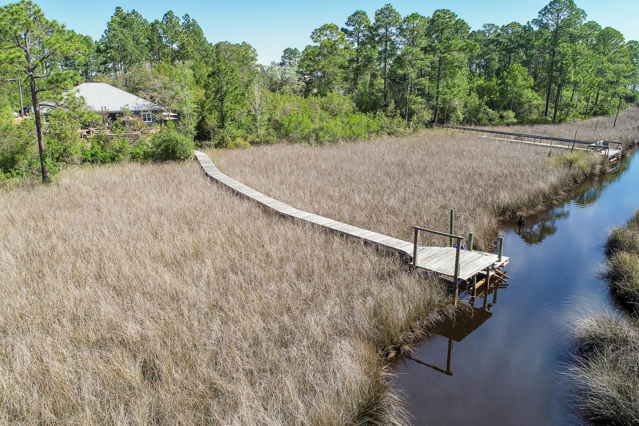 BAY PINE SHORES - Residential