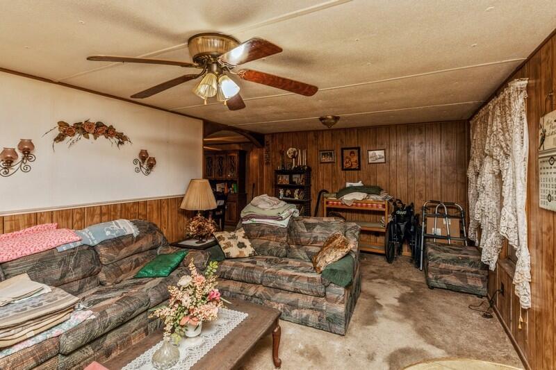 LEON HTS LOTS 1 & 2 BLK 3 - Residential