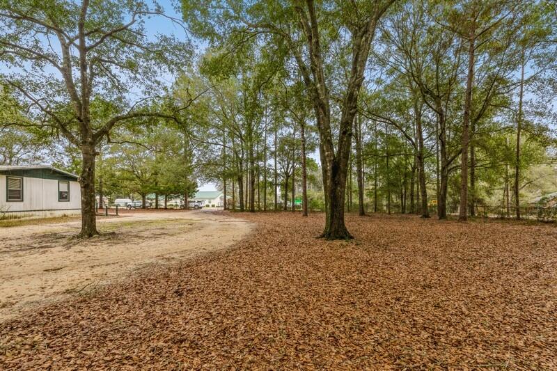 LEON HTS LOTS 1 & 2 BLK 3 - Residential