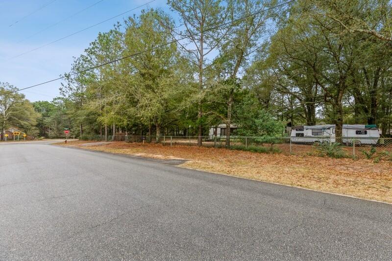 LEON HTS LOTS 1 & 2 BLK 3 - Residential