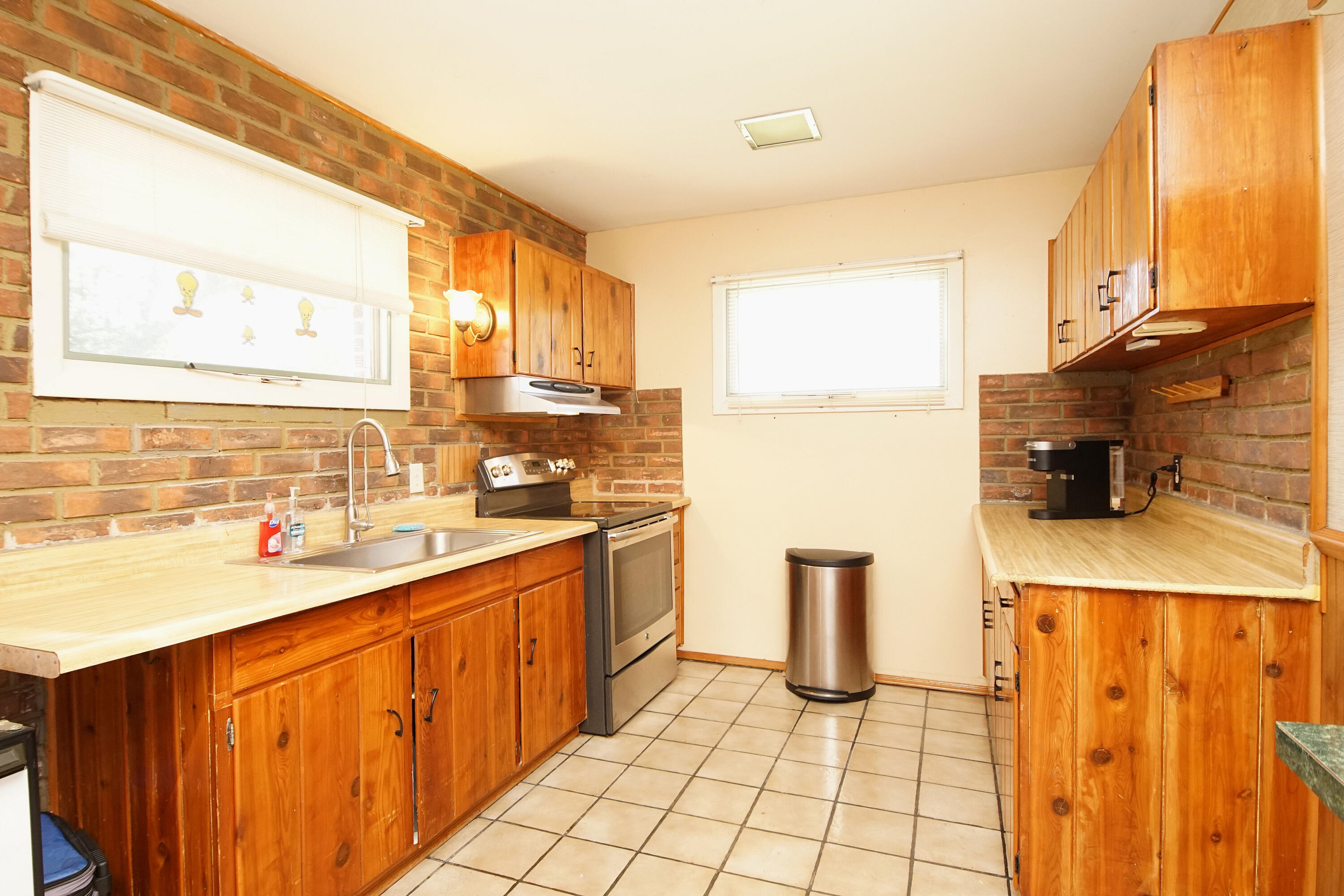 ELLIOTTS POINT 10TH ADDN - Residential