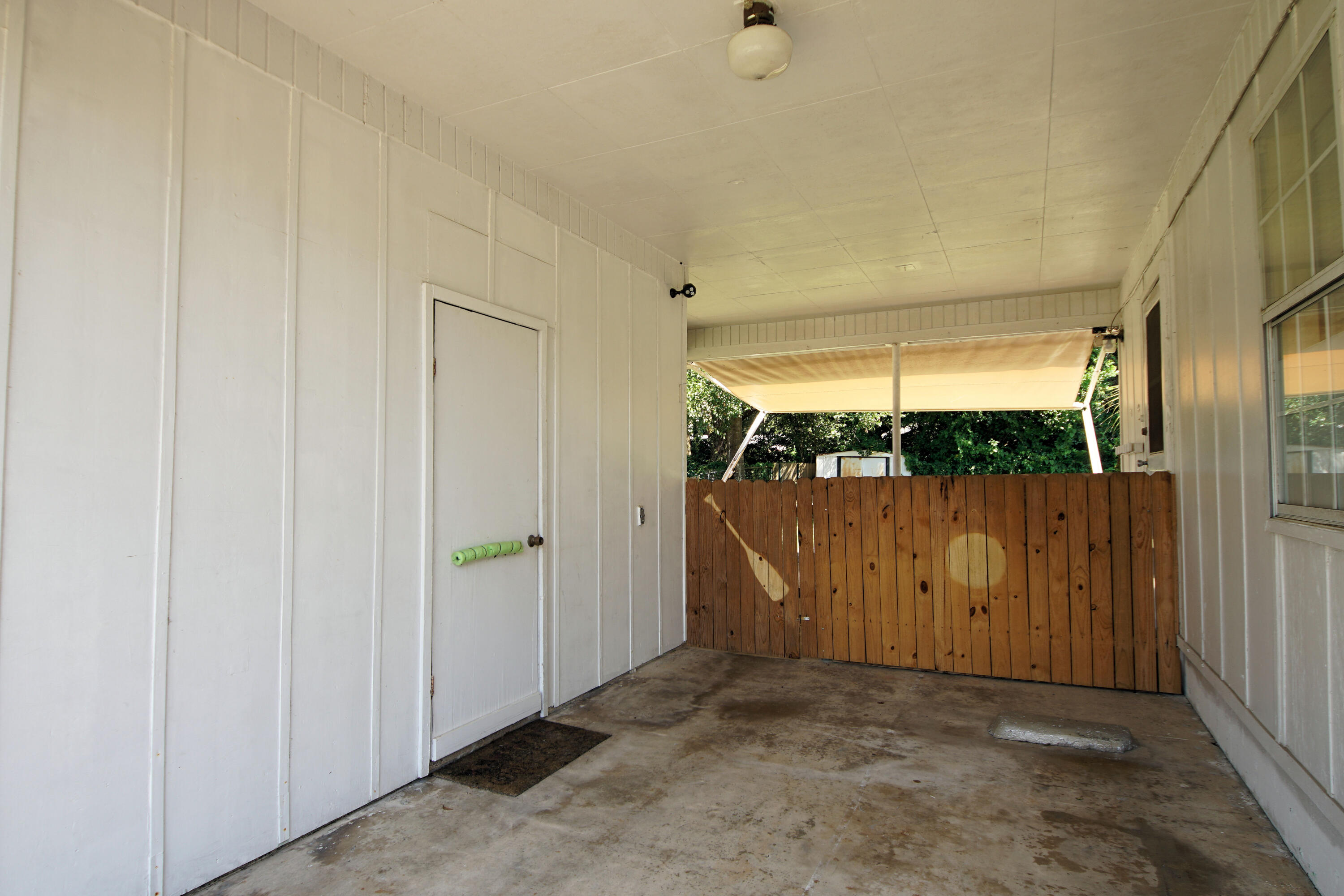 ELLIOTTS POINT 10TH ADDN - Residential