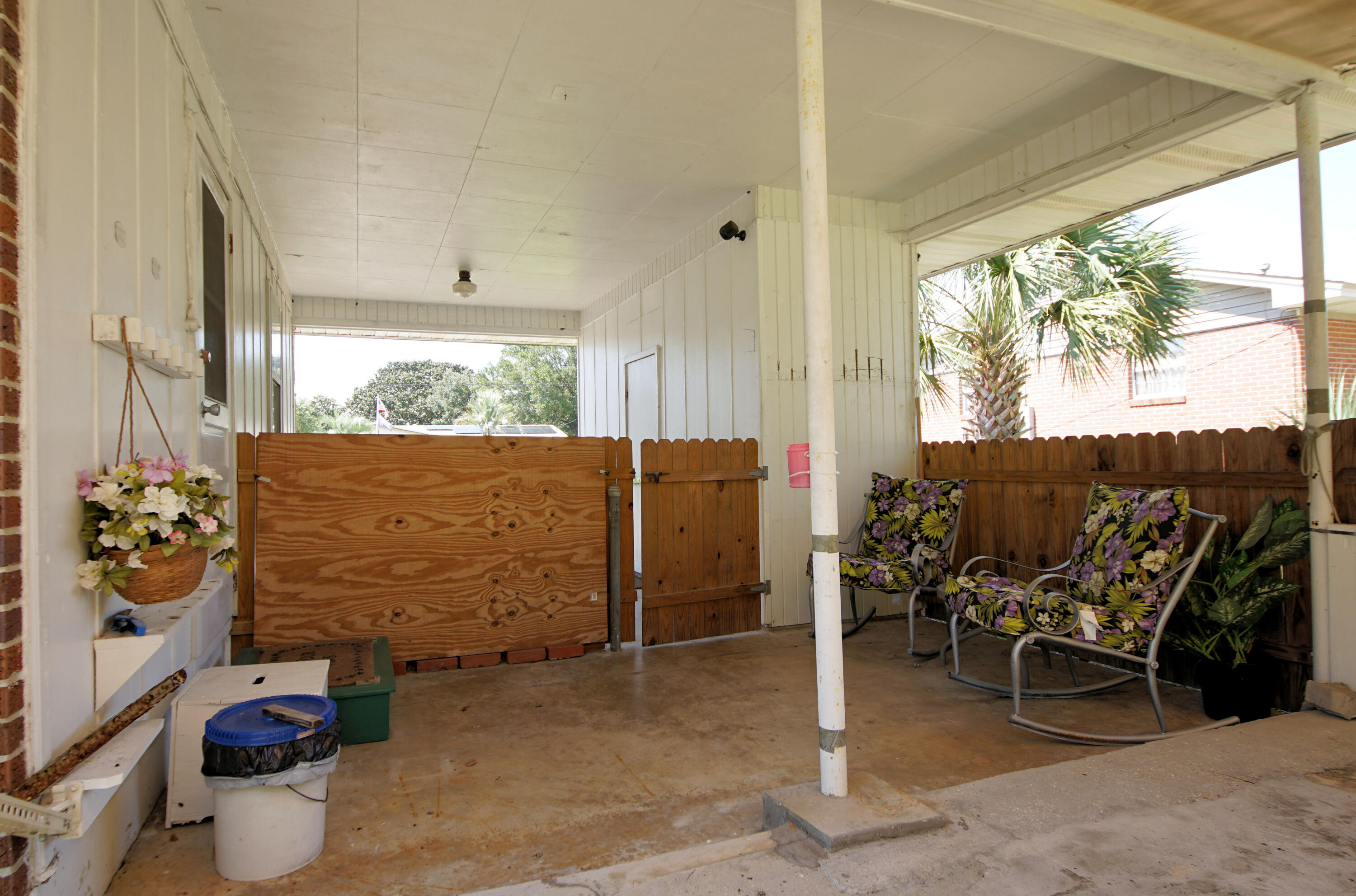 ELLIOTTS POINT 10TH ADDN - Residential