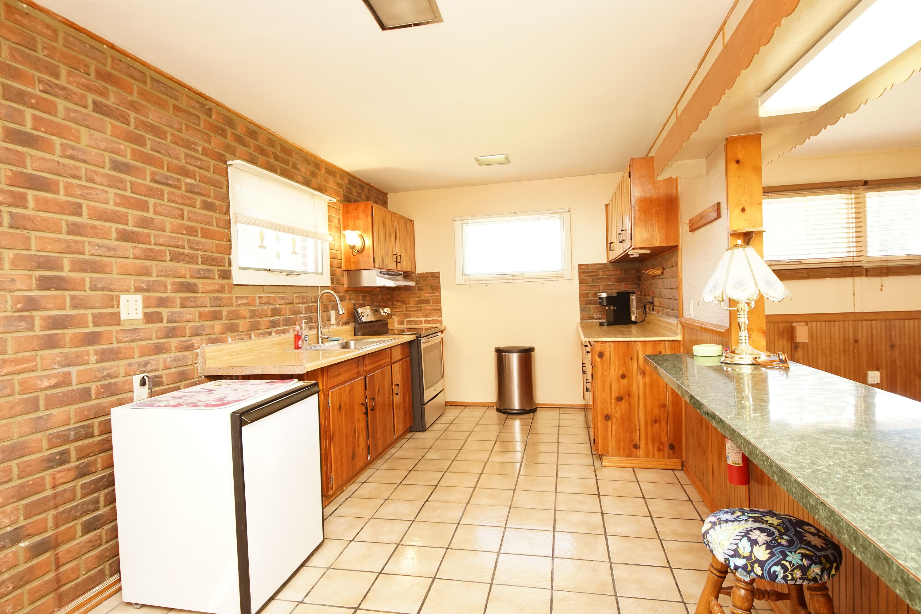 ELLIOTTS POINT 10TH ADDN - Residential