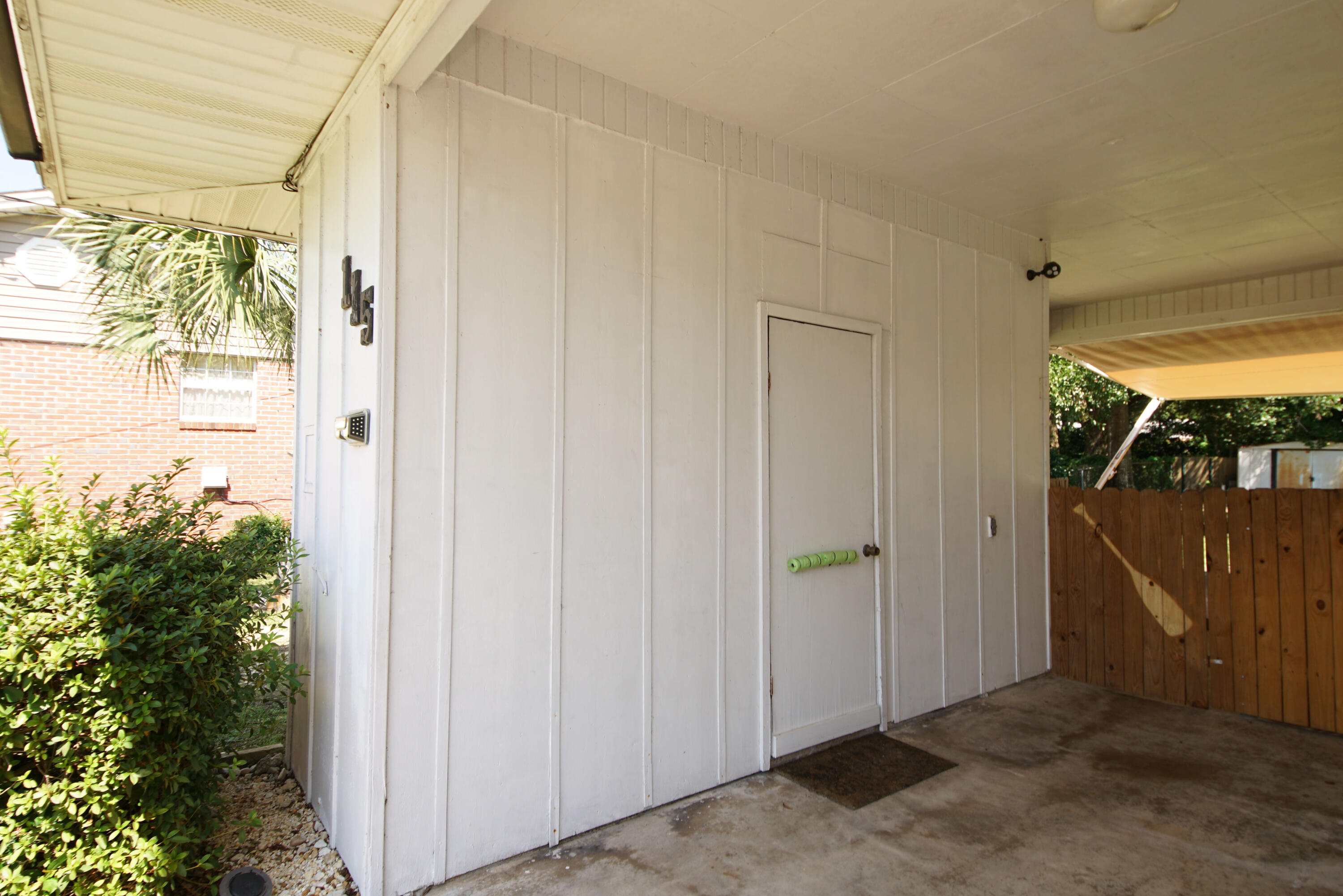 ELLIOTTS POINT 10TH ADDN - Residential