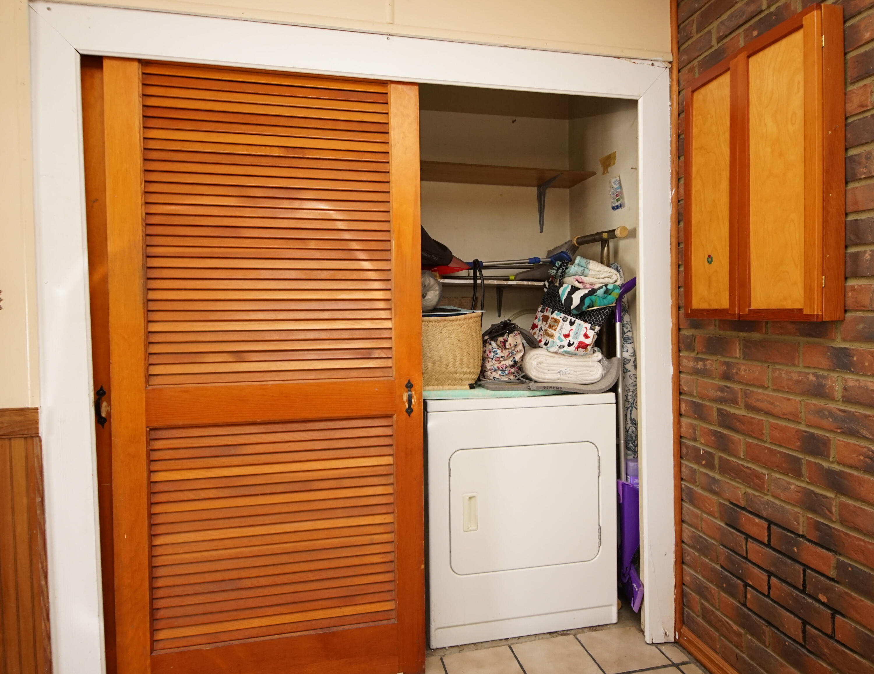 ELLIOTTS POINT 10TH ADDN - Residential