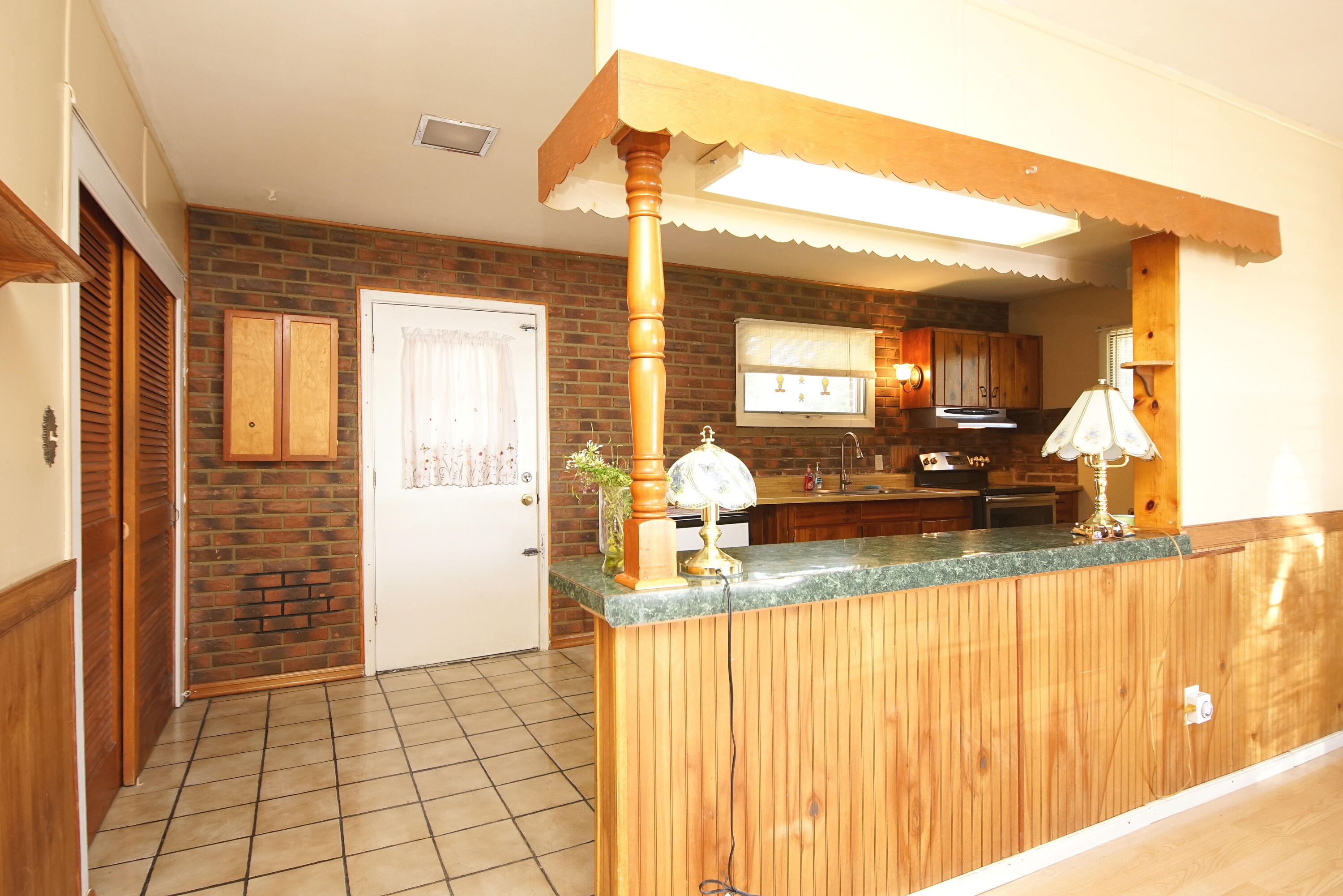 ELLIOTTS POINT 10TH ADDN - Residential