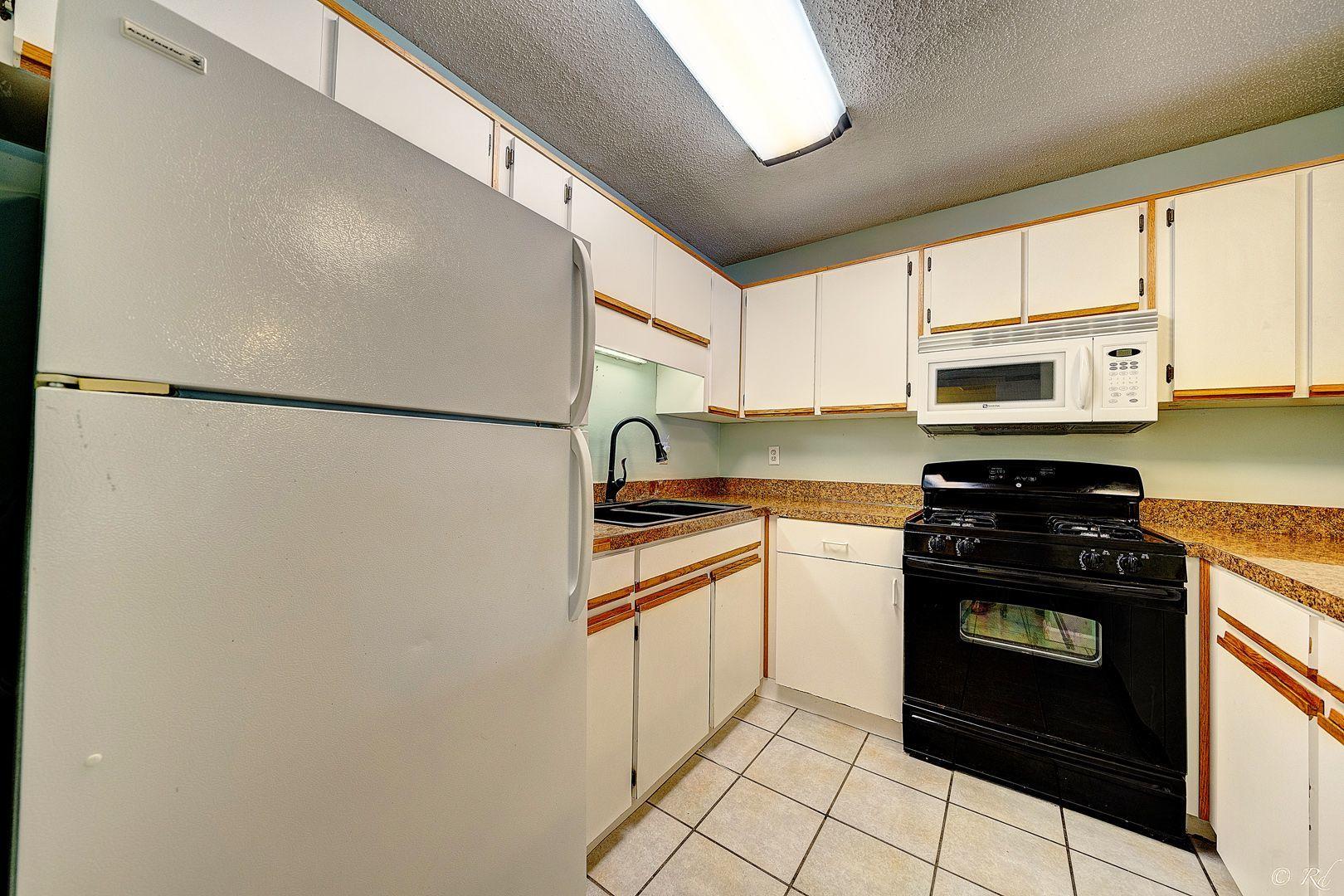 SunBay Townhouses - Residential