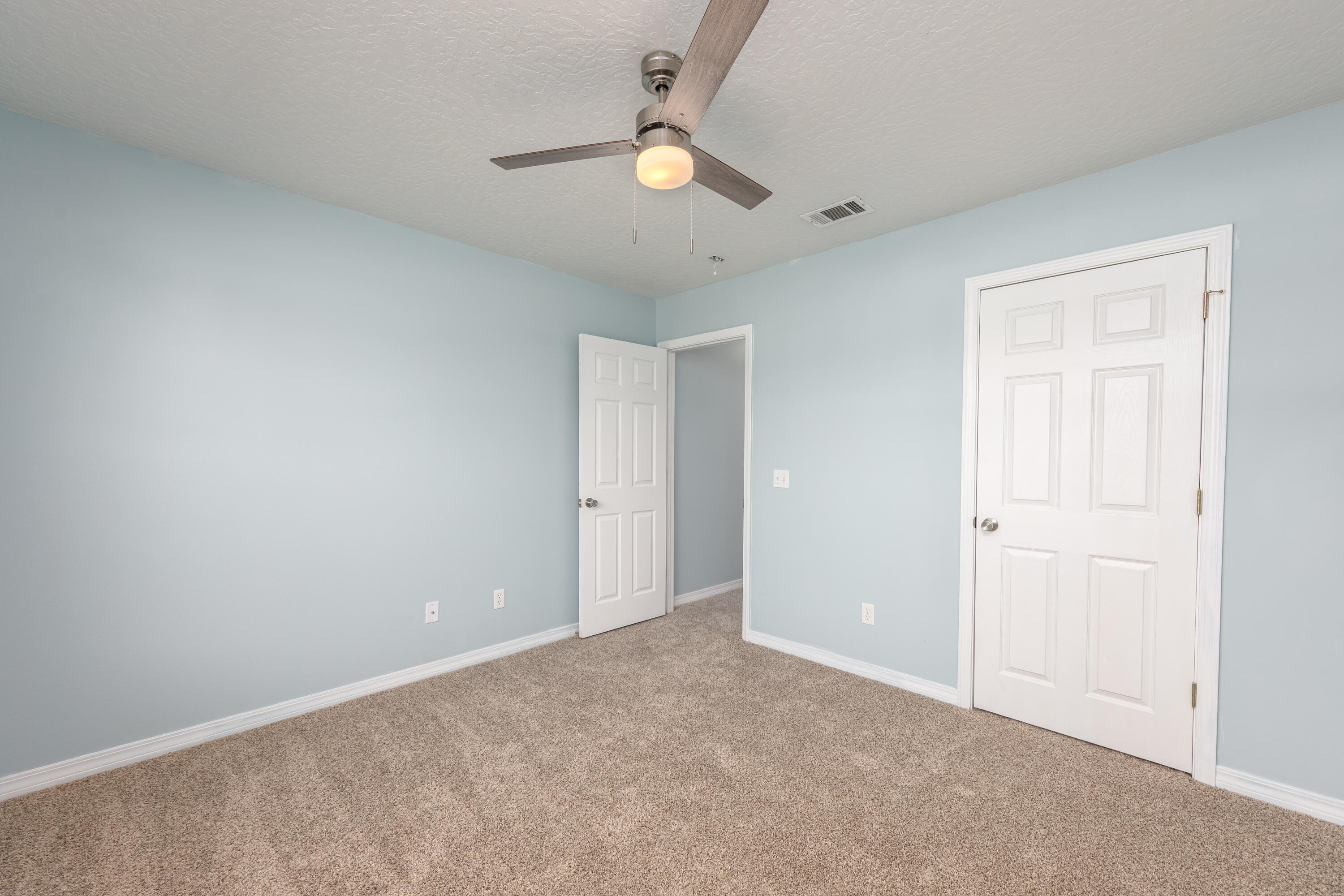 NAVARRE S/D 2ND ADDN - Residential