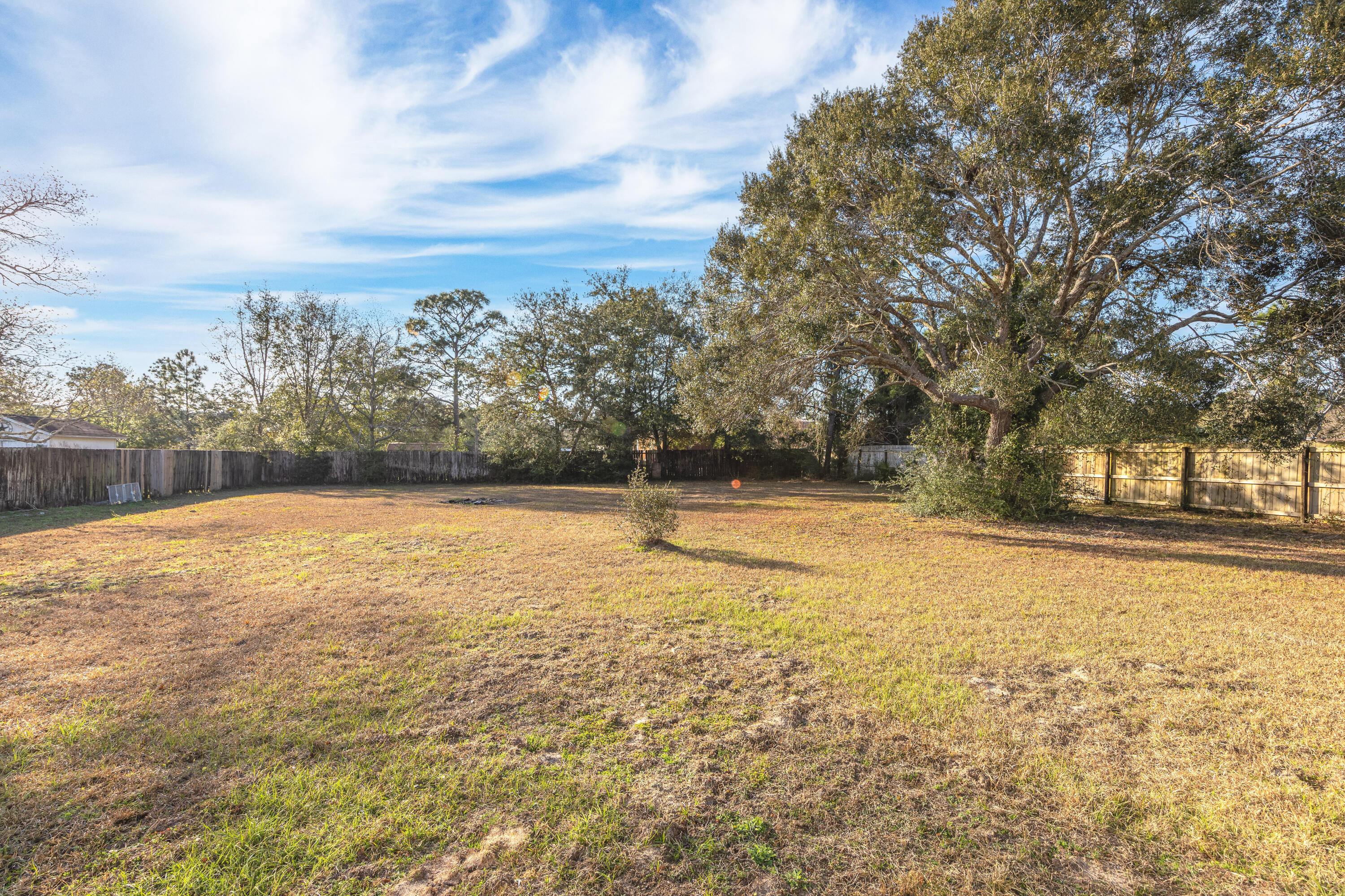 NAVARRE S/D 2ND ADDN - Residential